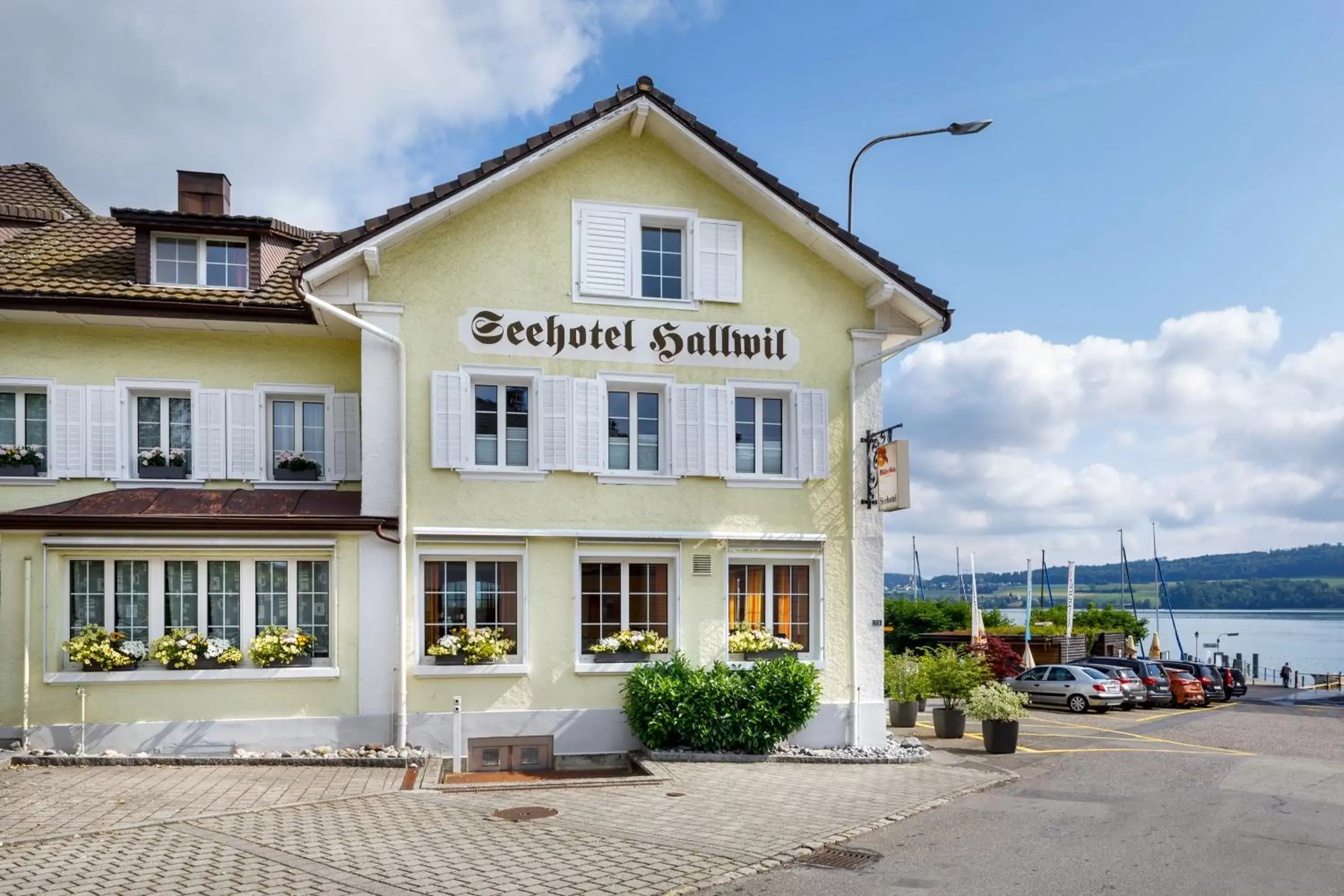 Property building in Hallwil Swiss Quality Seehotel