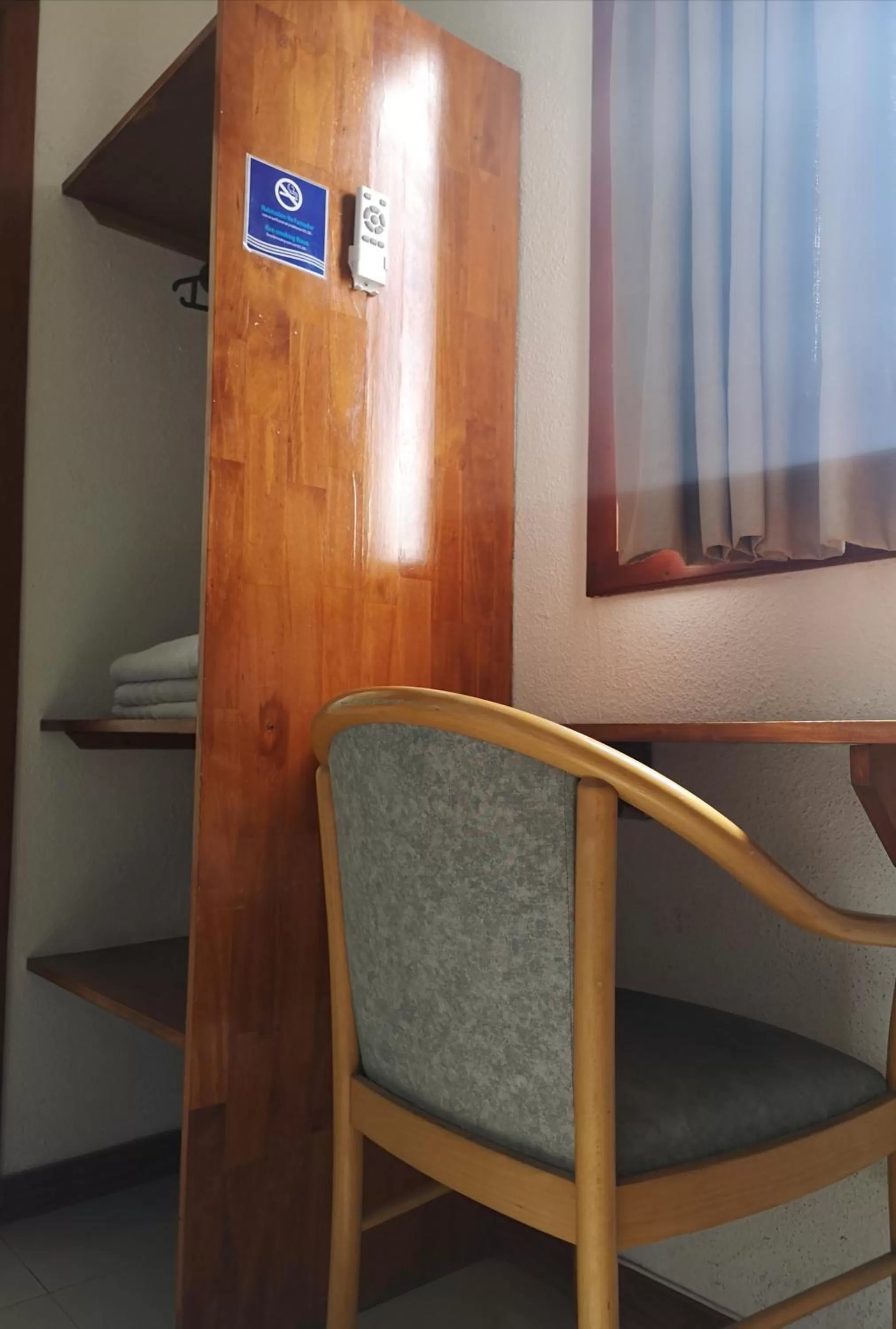 Photo of the whole room in Hotel Esmeralda