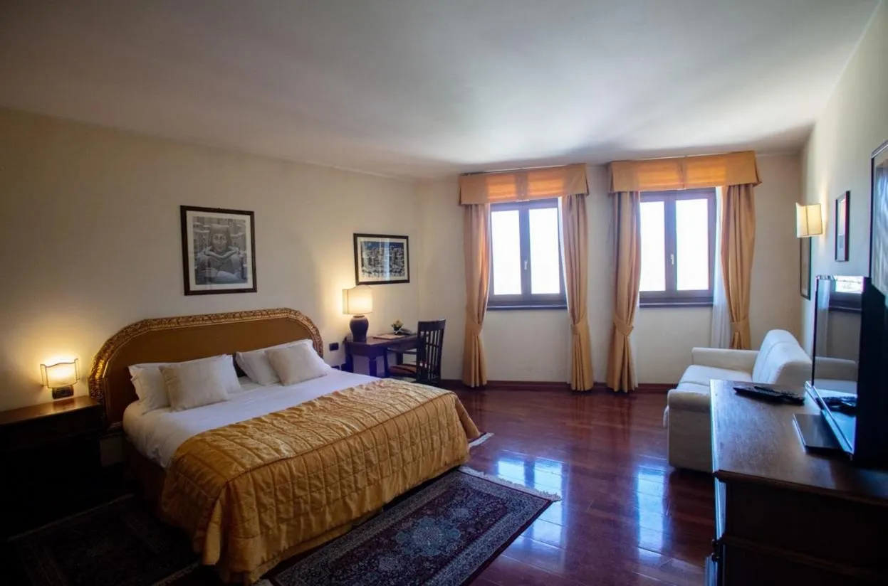 Deluxe Quadruple Room with Bath - single occupancy in La Bastiglia
