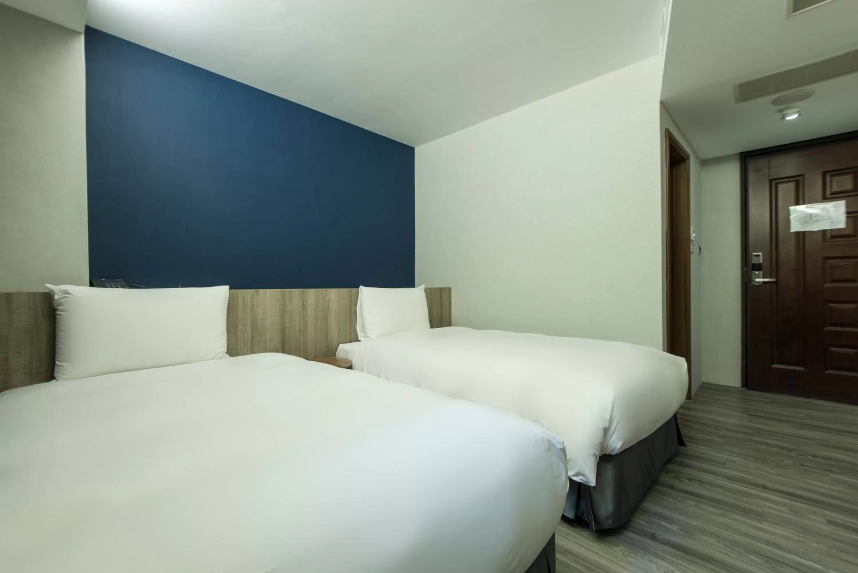 Bed in Sparrow Hotel