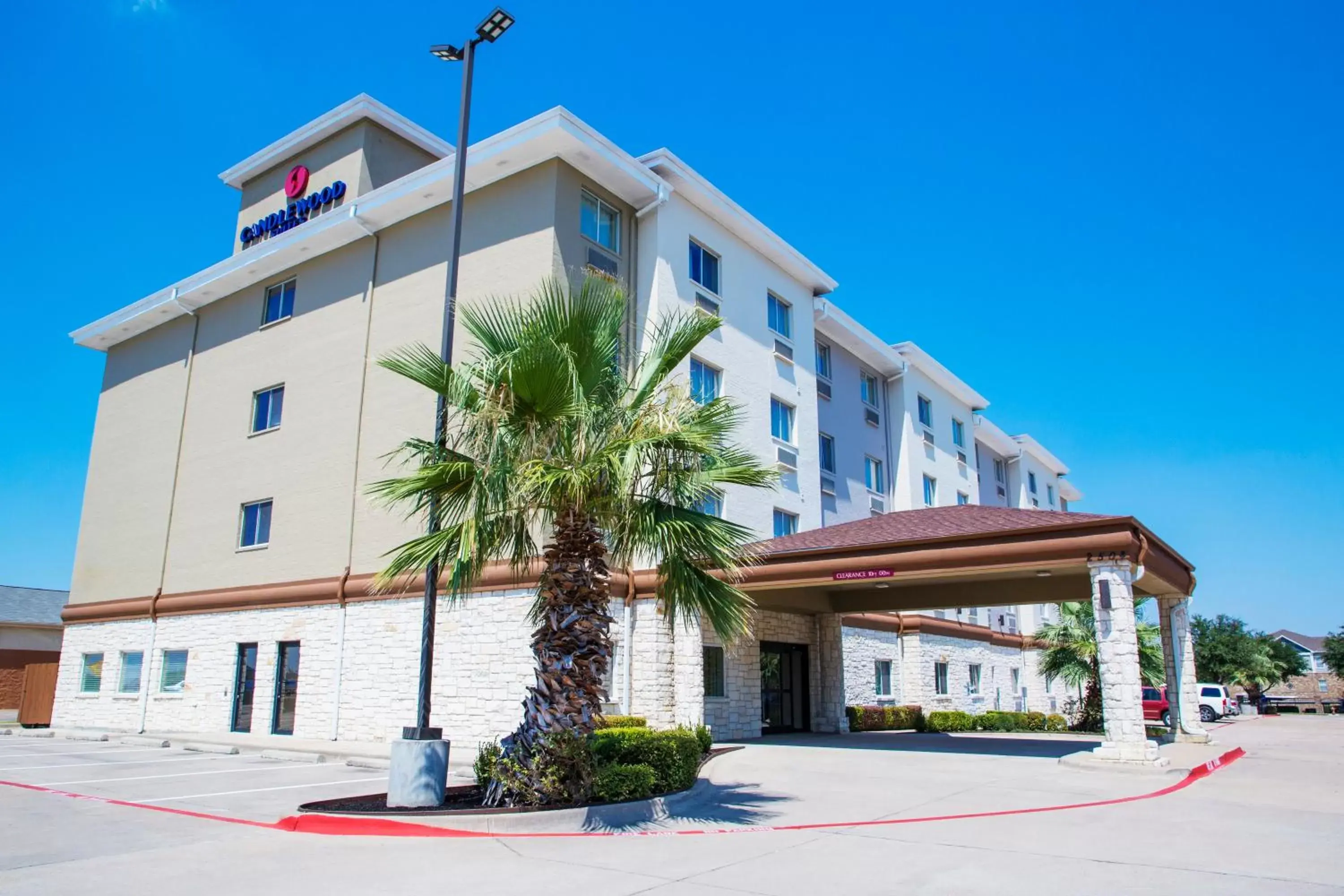 Property Building in Candlewood Suites - Grand Prairie - Arlington, an IHG Hotel