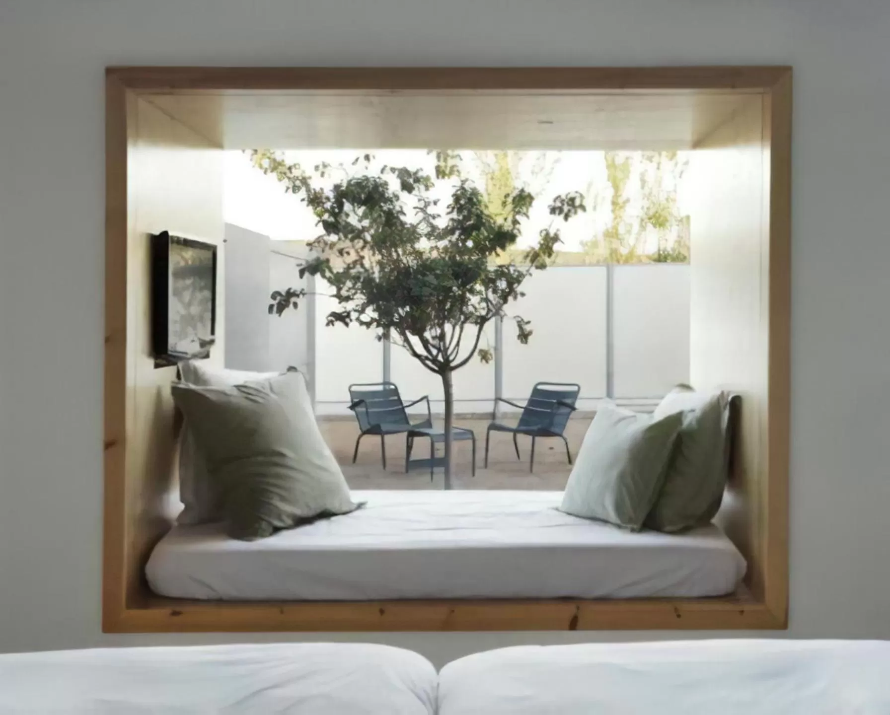 Habitación con patio privado in Hotel Aire de Bardenas