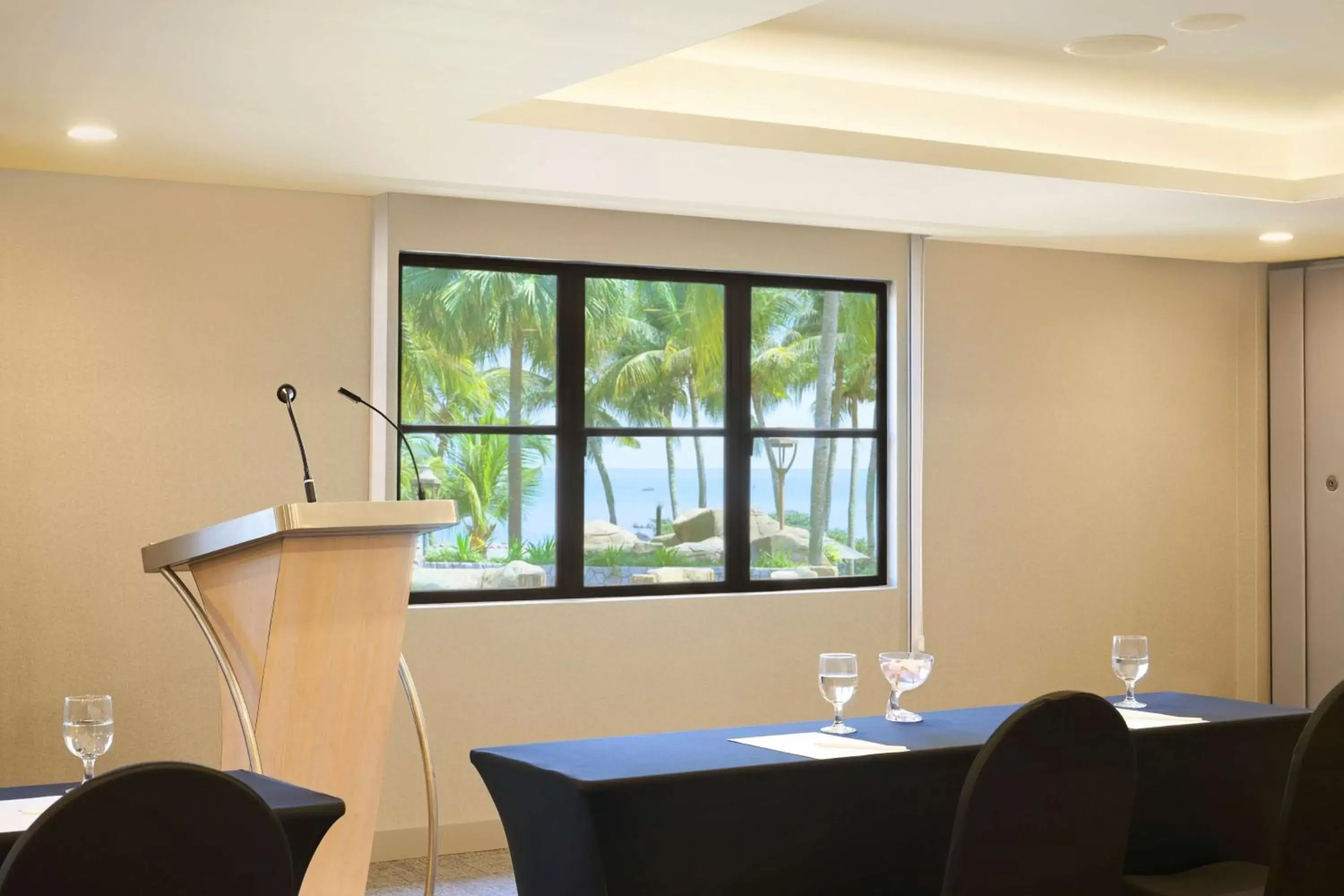 Meeting/conference room in DoubleTree by Hilton Damai Laut