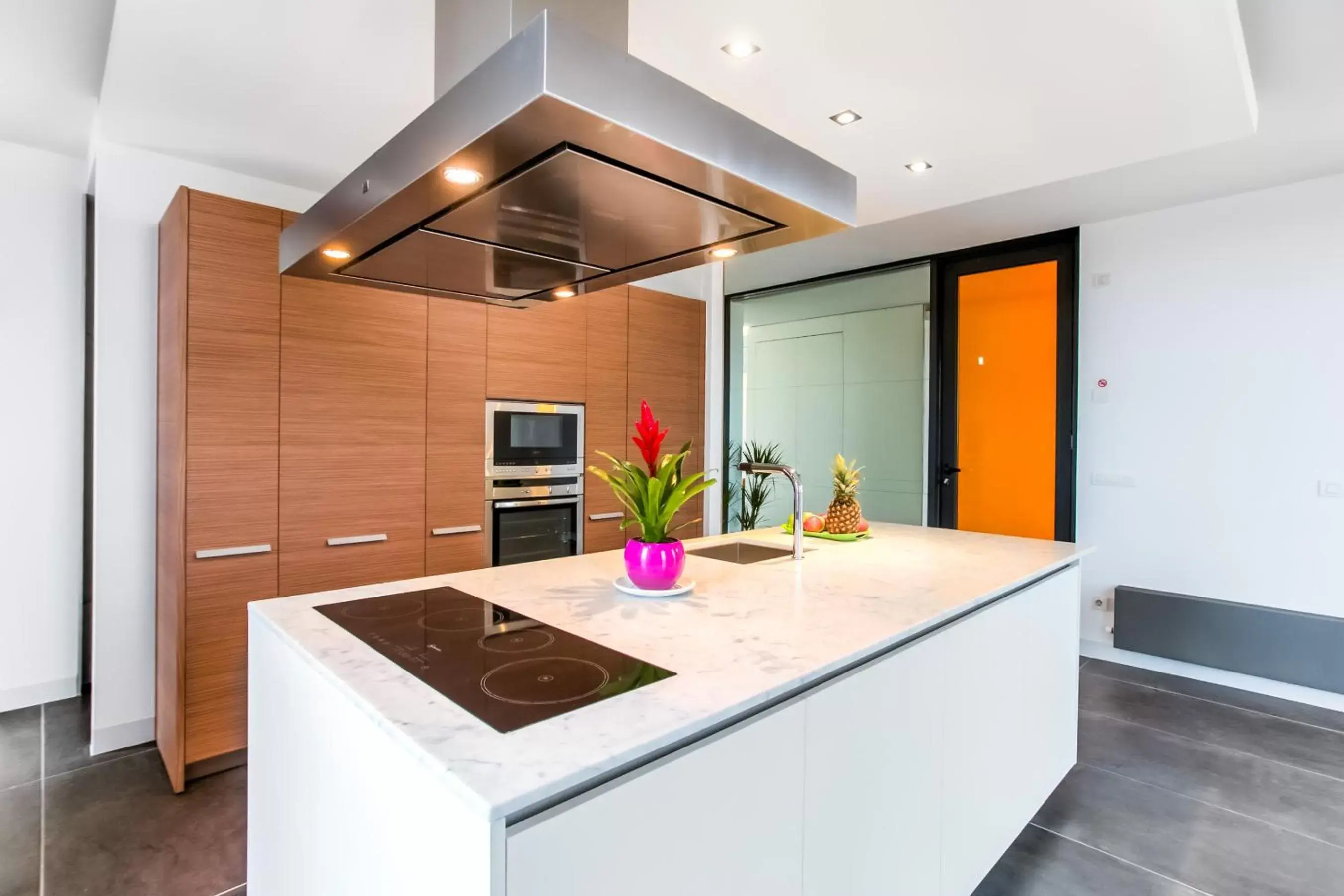 Kitchen or kitchenette, Kitchen/Kitchenette in Cosmo Apartments Sants