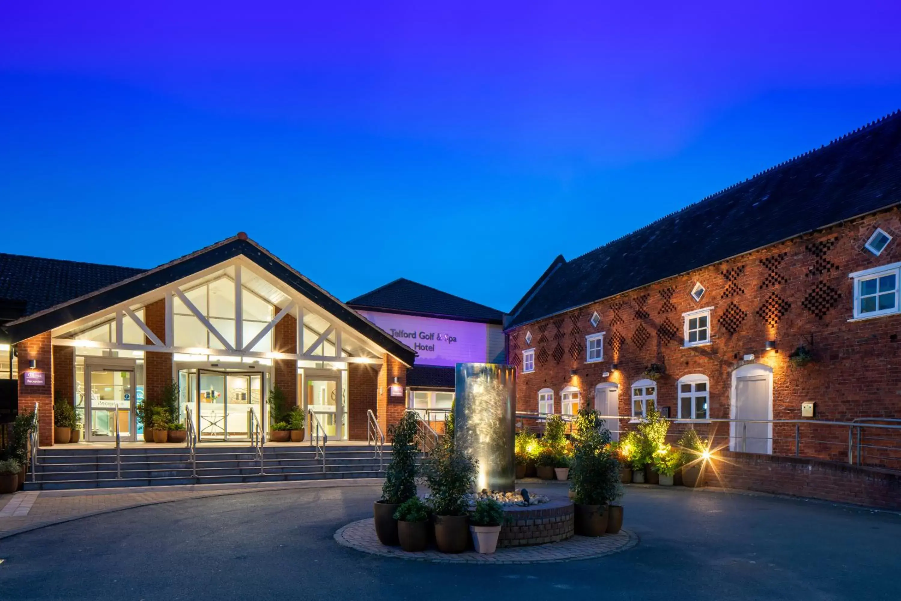 Facade/entrance, Property Building in The Telford Hotel, Spa & Golf Resort
