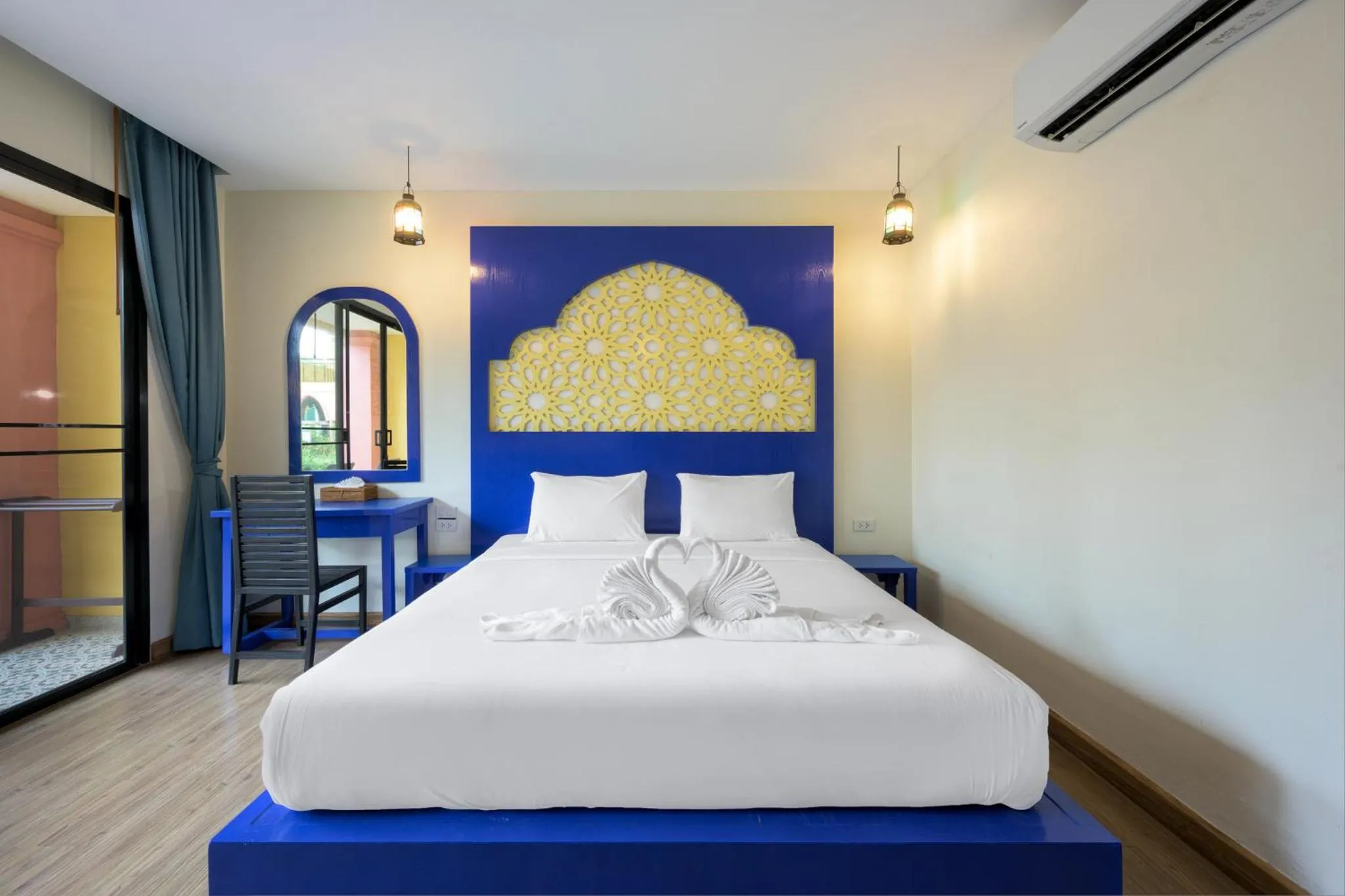 Bed in Anchanlina Hotel - SHA Plus