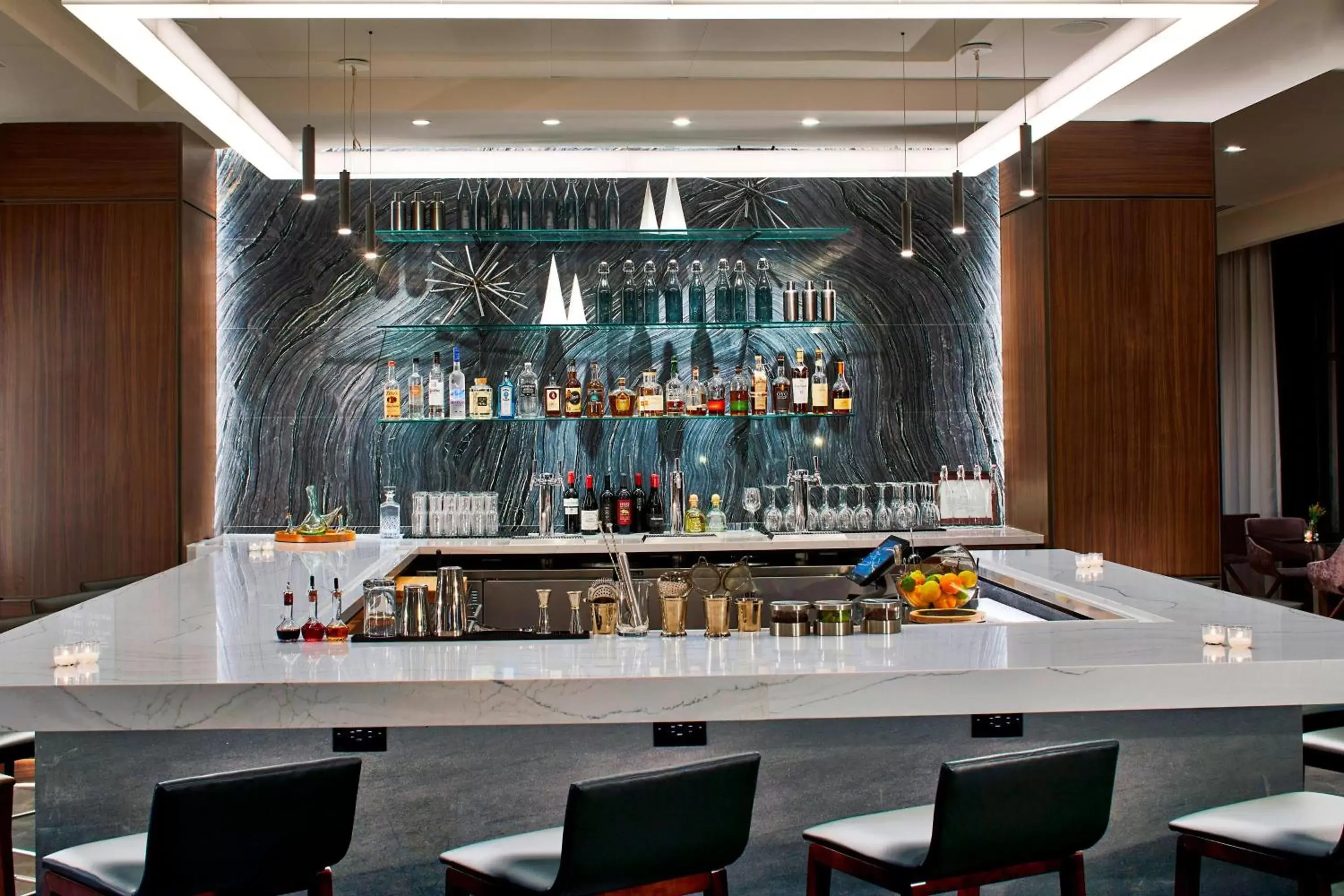 Lounge or bar, Lounge/Bar in AC Hotel by Marriott Cleveland Beachwood