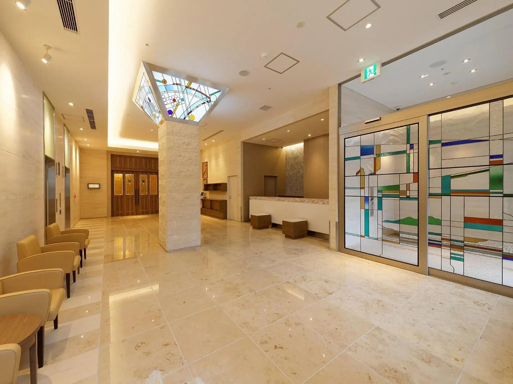 Lobby or reception in Hotel Sunroute Sopra Kobe Annesso Lobby or reception in Hotel Sunroute Sopra Kobe Annesso
