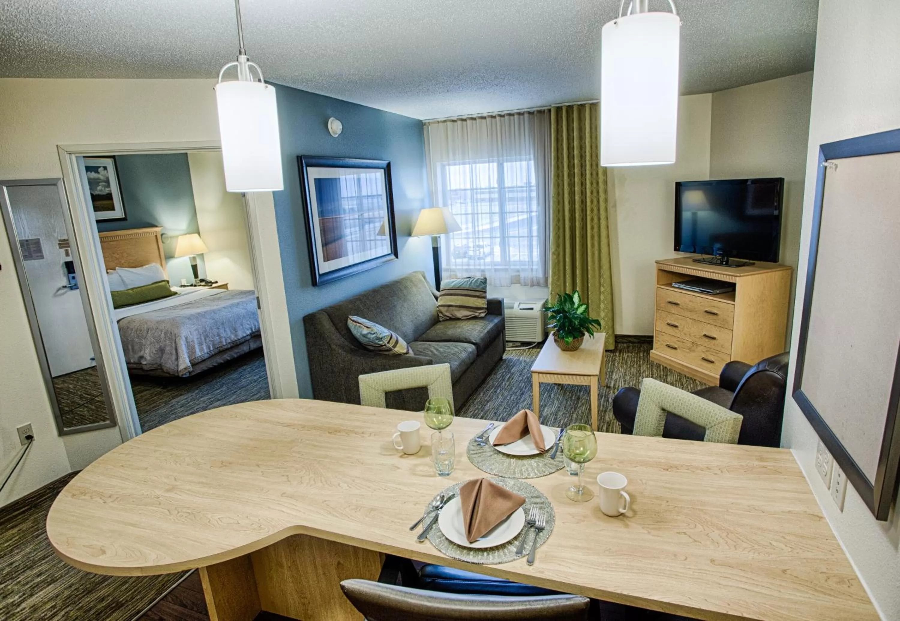 Photo of the whole room, Bed in Candlewood Suites Fargo-North Dakota State University by IHG