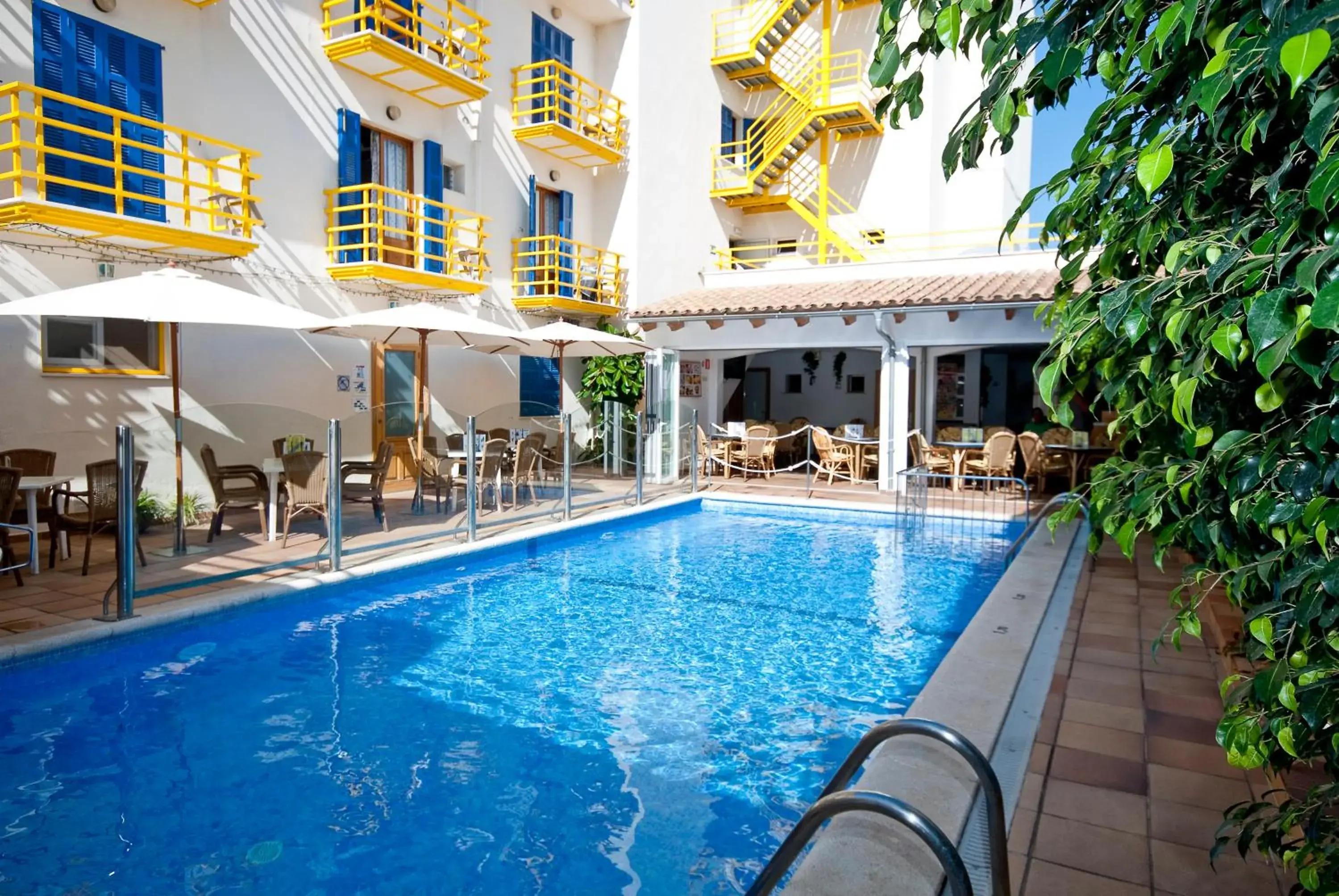 Swimming pool in Bellavista Hotel & Spa