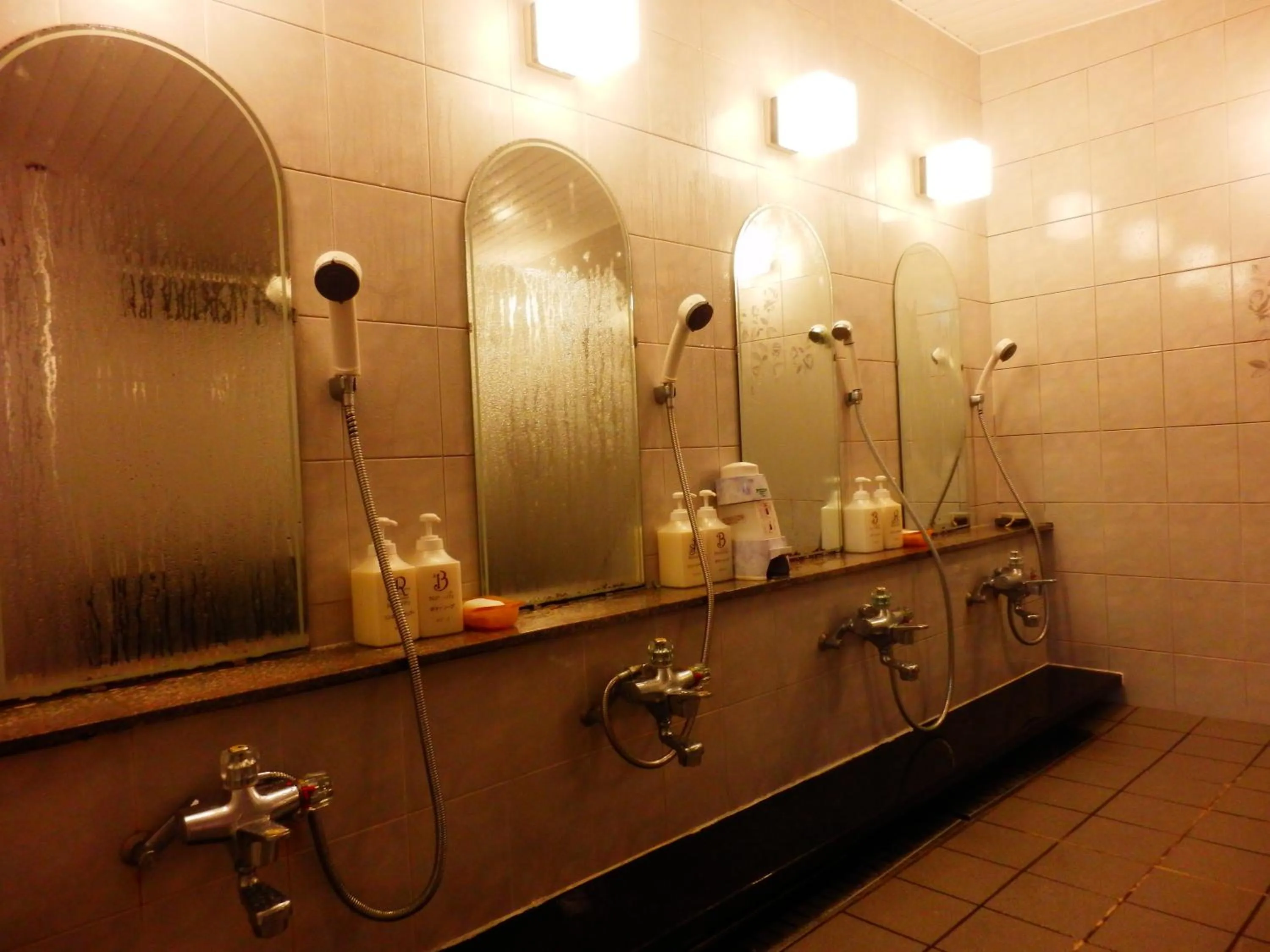 Spa and wellness centre/facilities in Nakayasu Ryokan