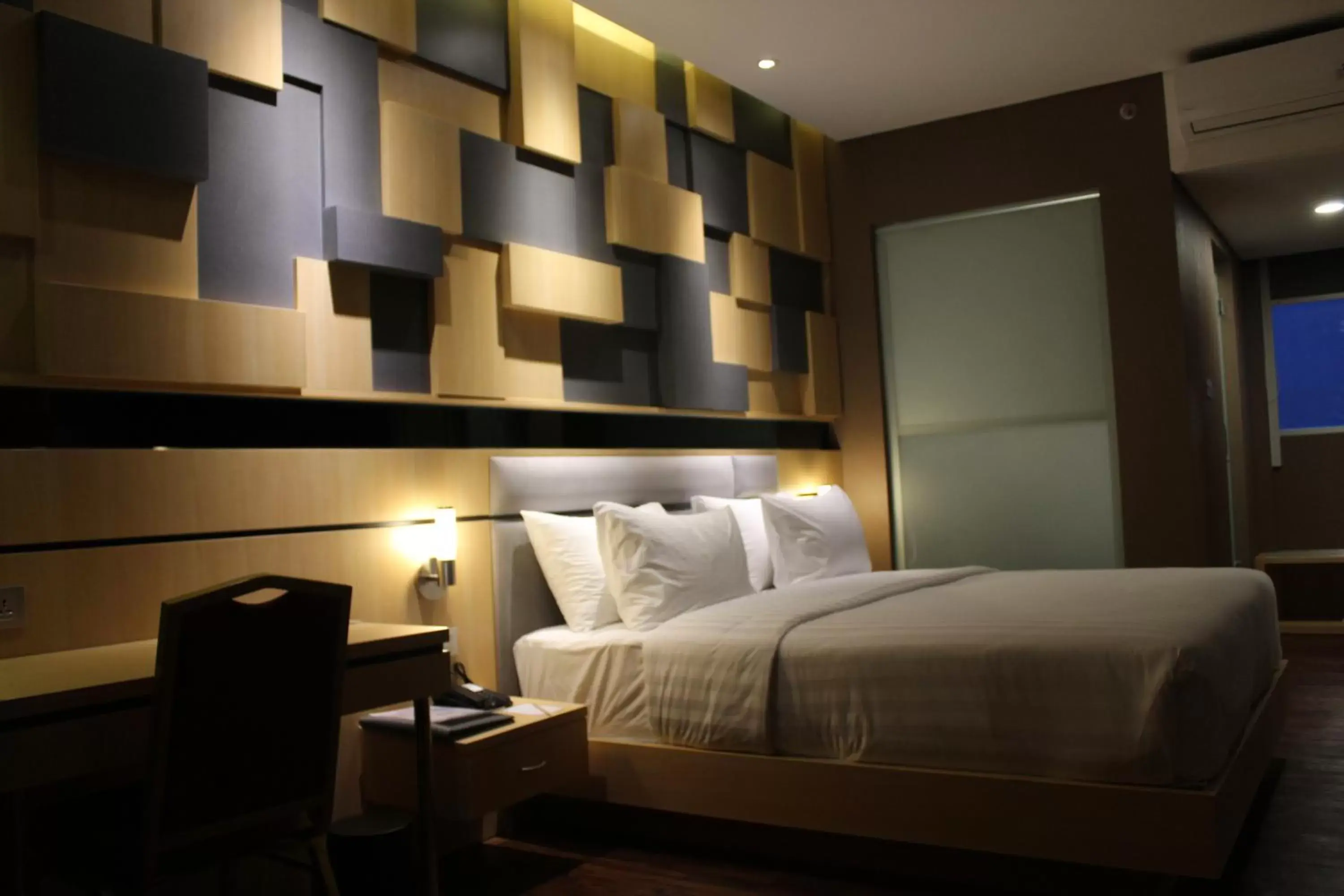 Bedroom, Bed in Shakti Hotel Bandung