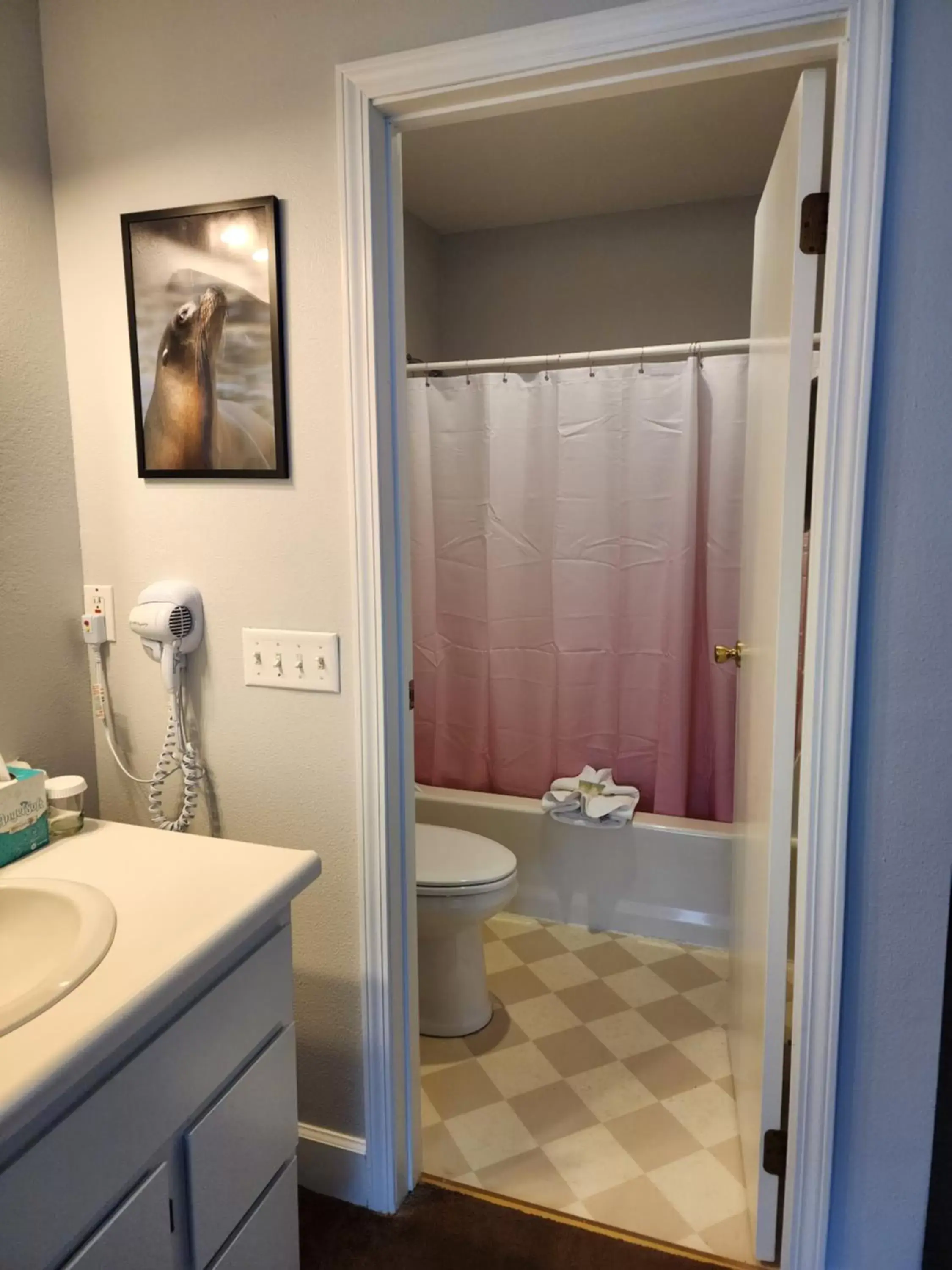 Bathroom in Inn at Arch Rock