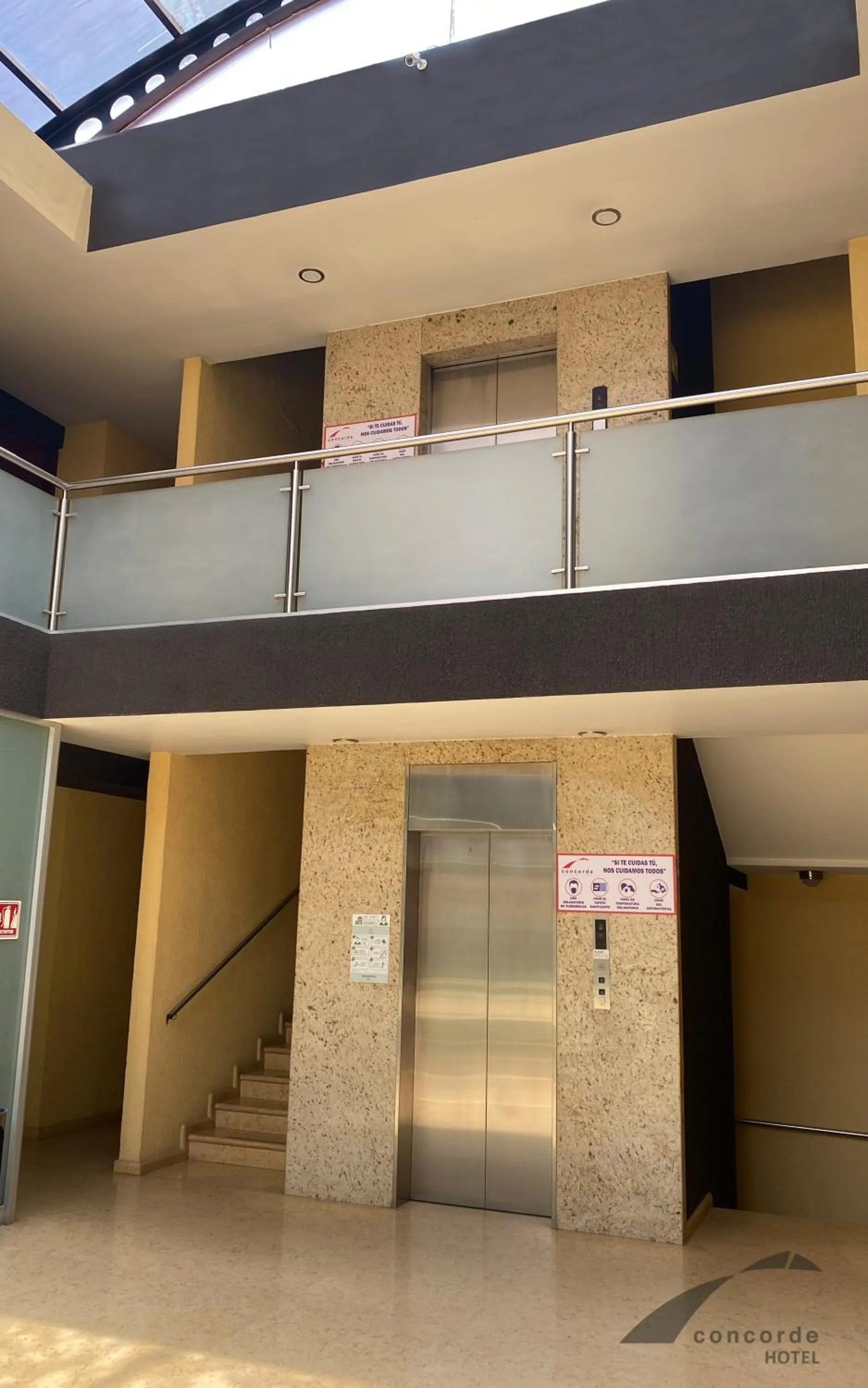 elevator in Hotel Concorde Toluca