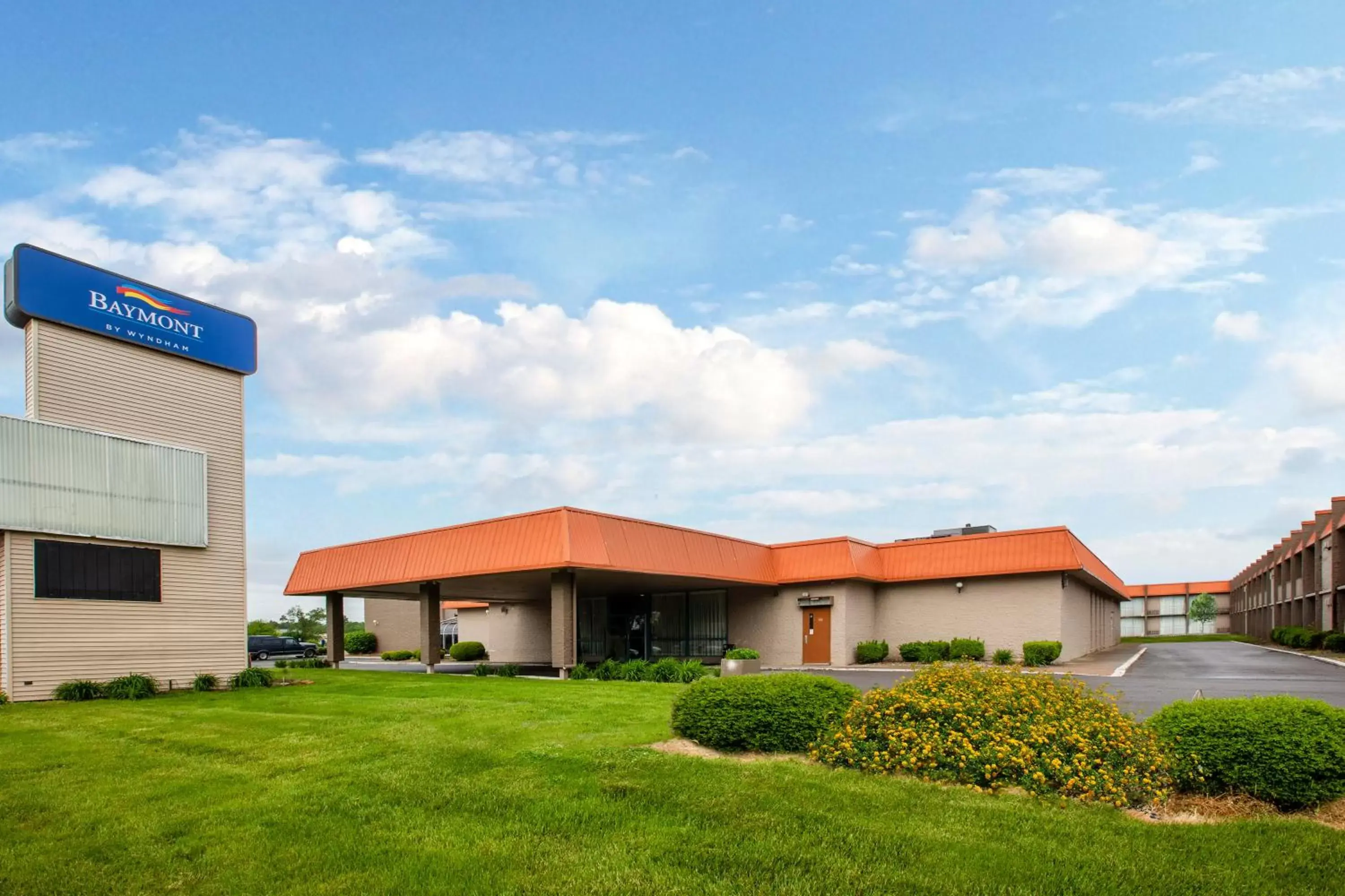 Property building in Baymont by Wyndham Northwood Property building in Baymont by Wyndham Northwood