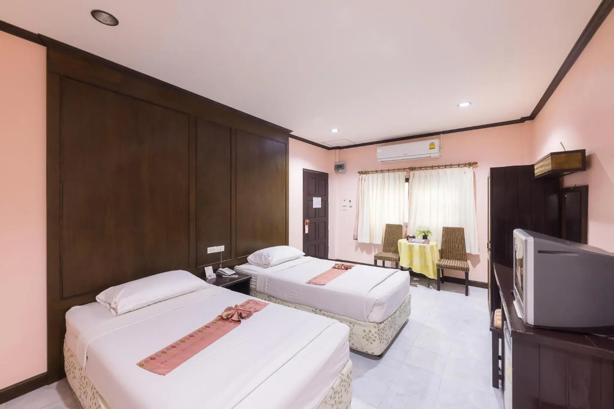 Bed in Silamanee Resort & Spa Hotel Bed in Silamanee Resort & Spa Hotel