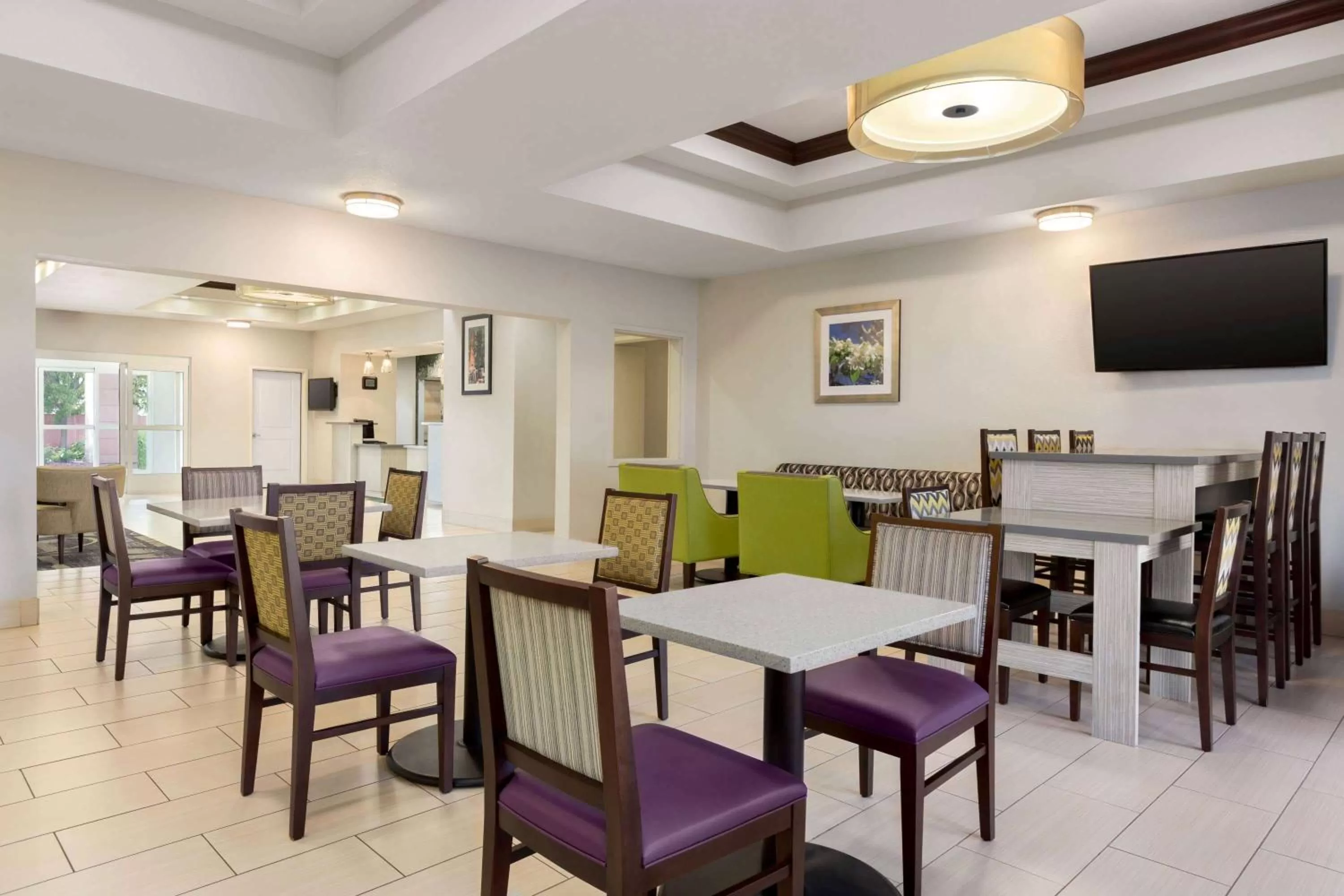 Restaurant/places to eat in La Quinta by Wyndham Fresno Northwest