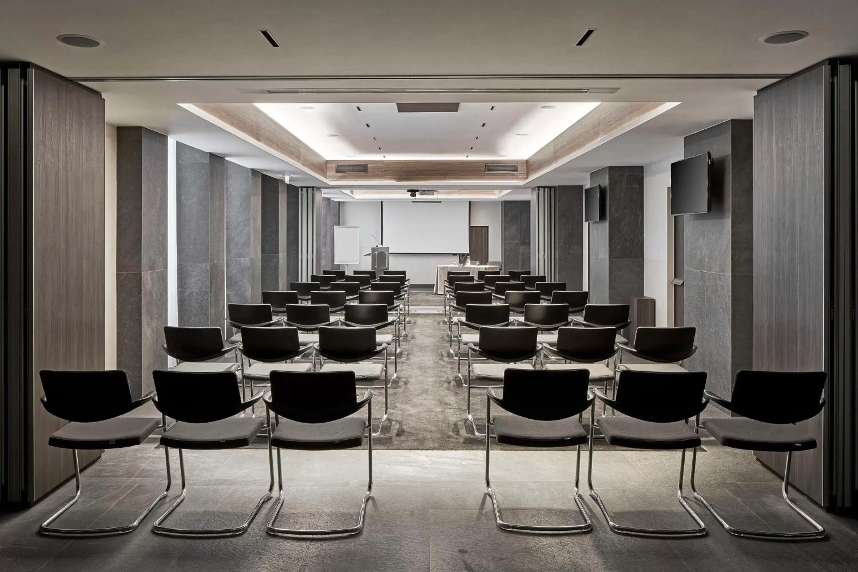 Meeting/conference room in Hyatt Centric Milan Centrale