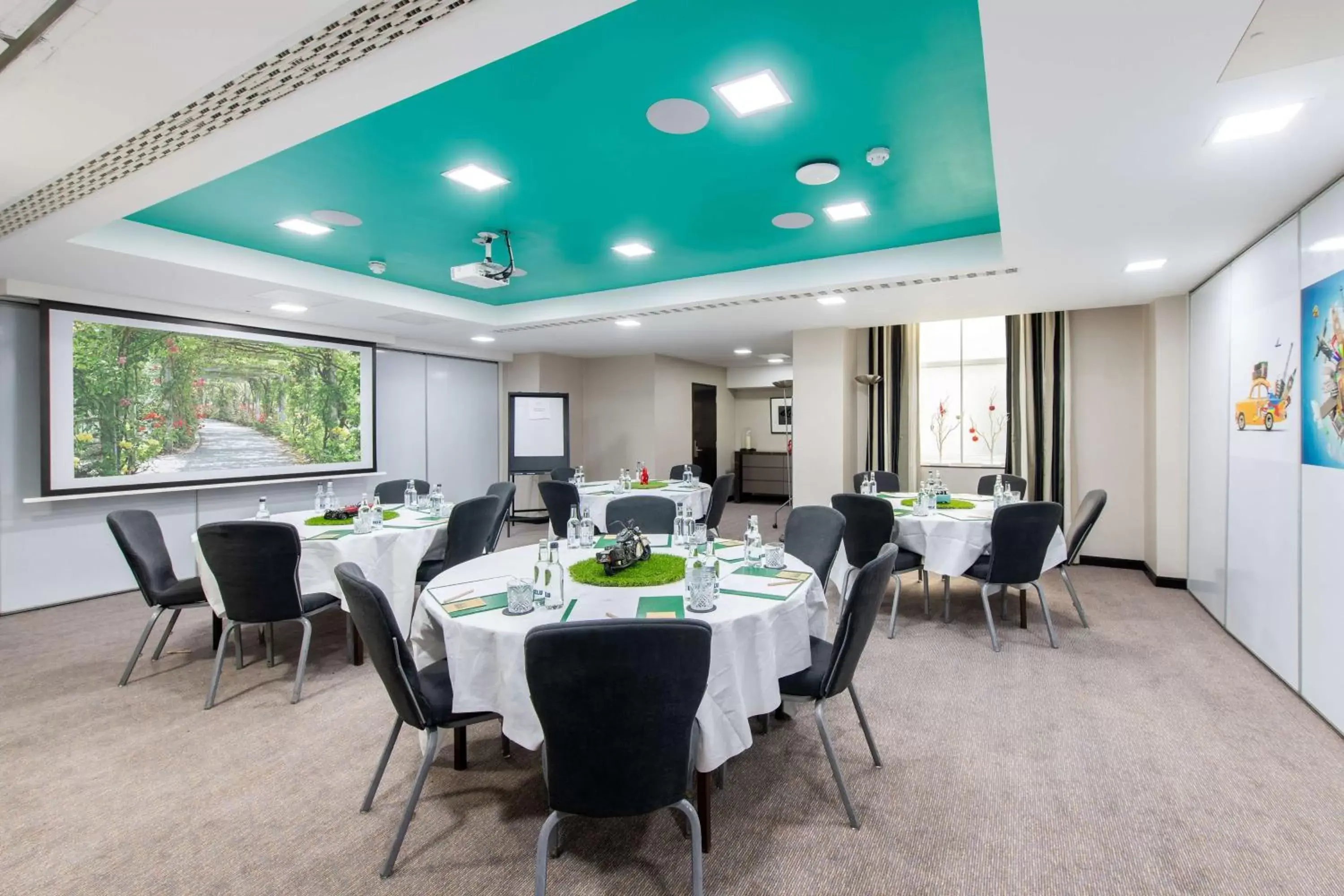 Meeting/conference room in Doubletree By Hilton London Kensington