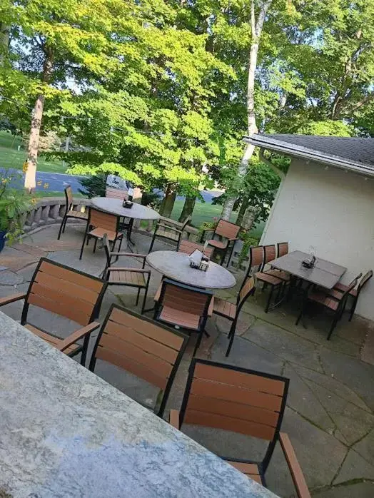 Patio in White Birch Inn