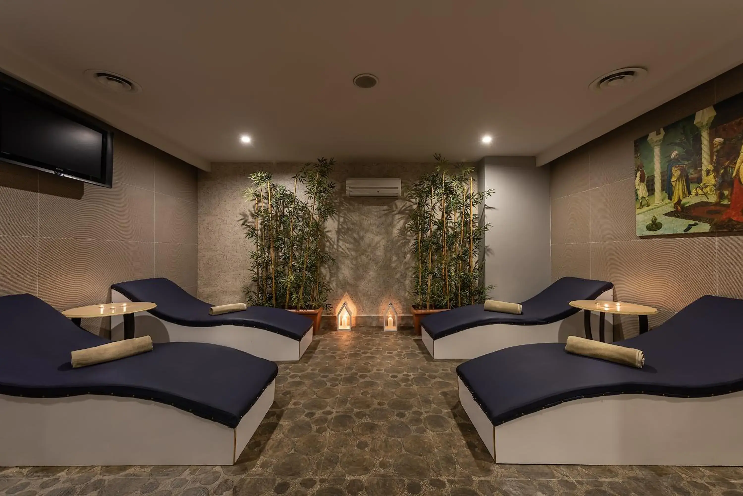 Spa and wellness centre/facilities in White City Beach Hotel