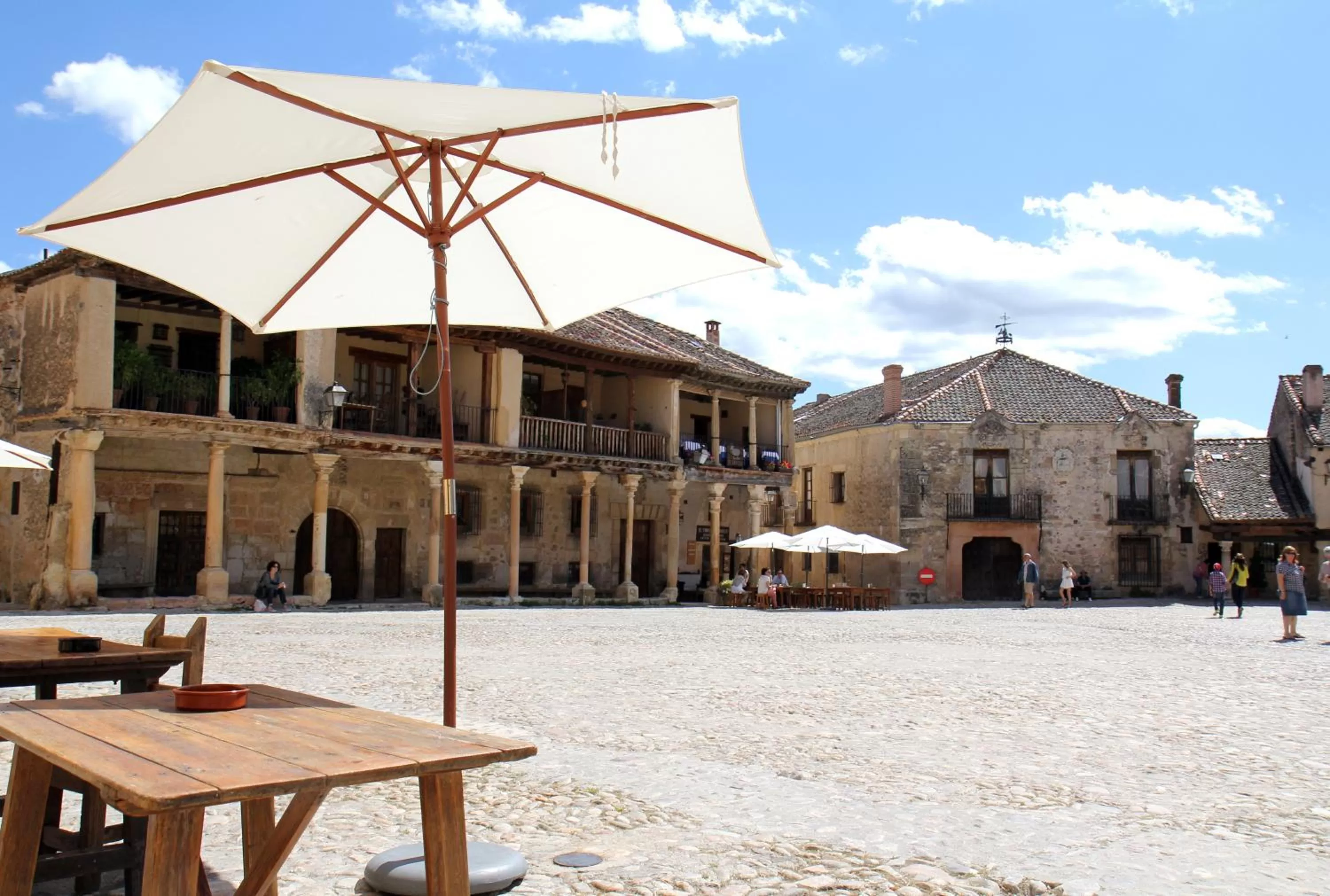 Property building in Hospederia de Santo Domingo