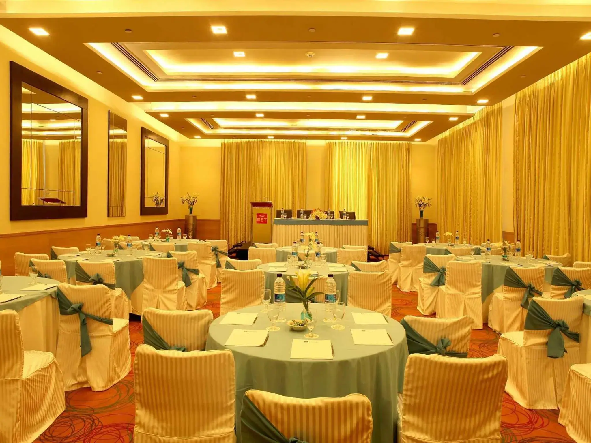 Banquet/Function facilities, Banquet Facilities in The Metropolitan Hotel New Delhi