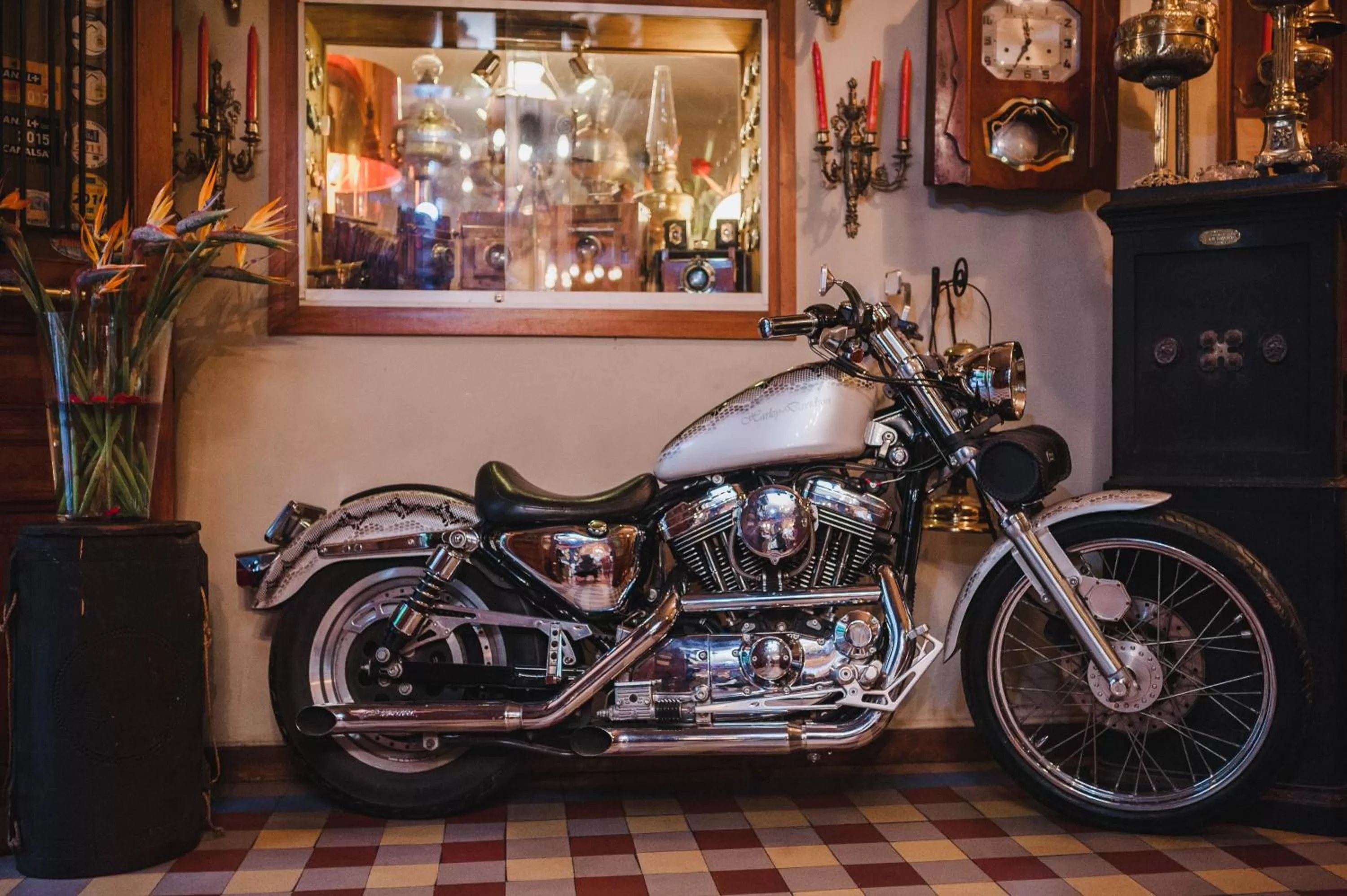 Decorative detail in La Varangue