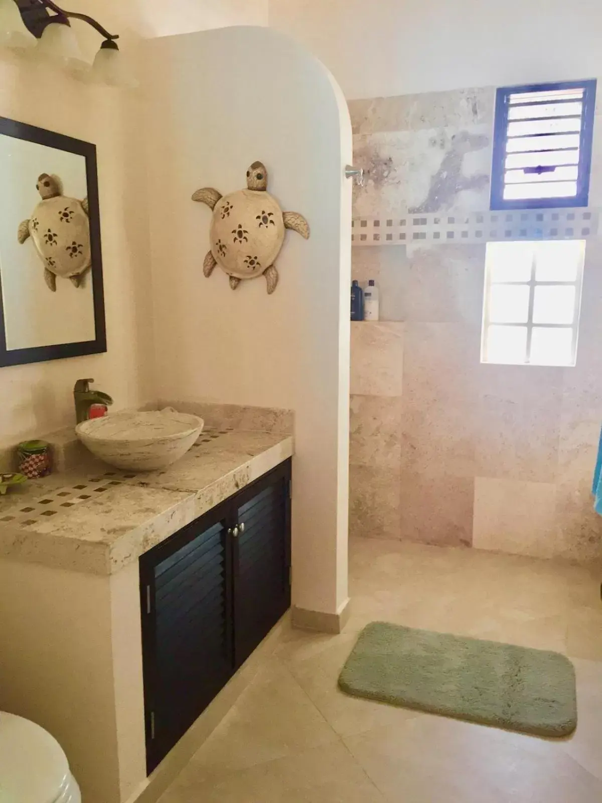 Bathroom in Nah Uxibal Villa and Casitas