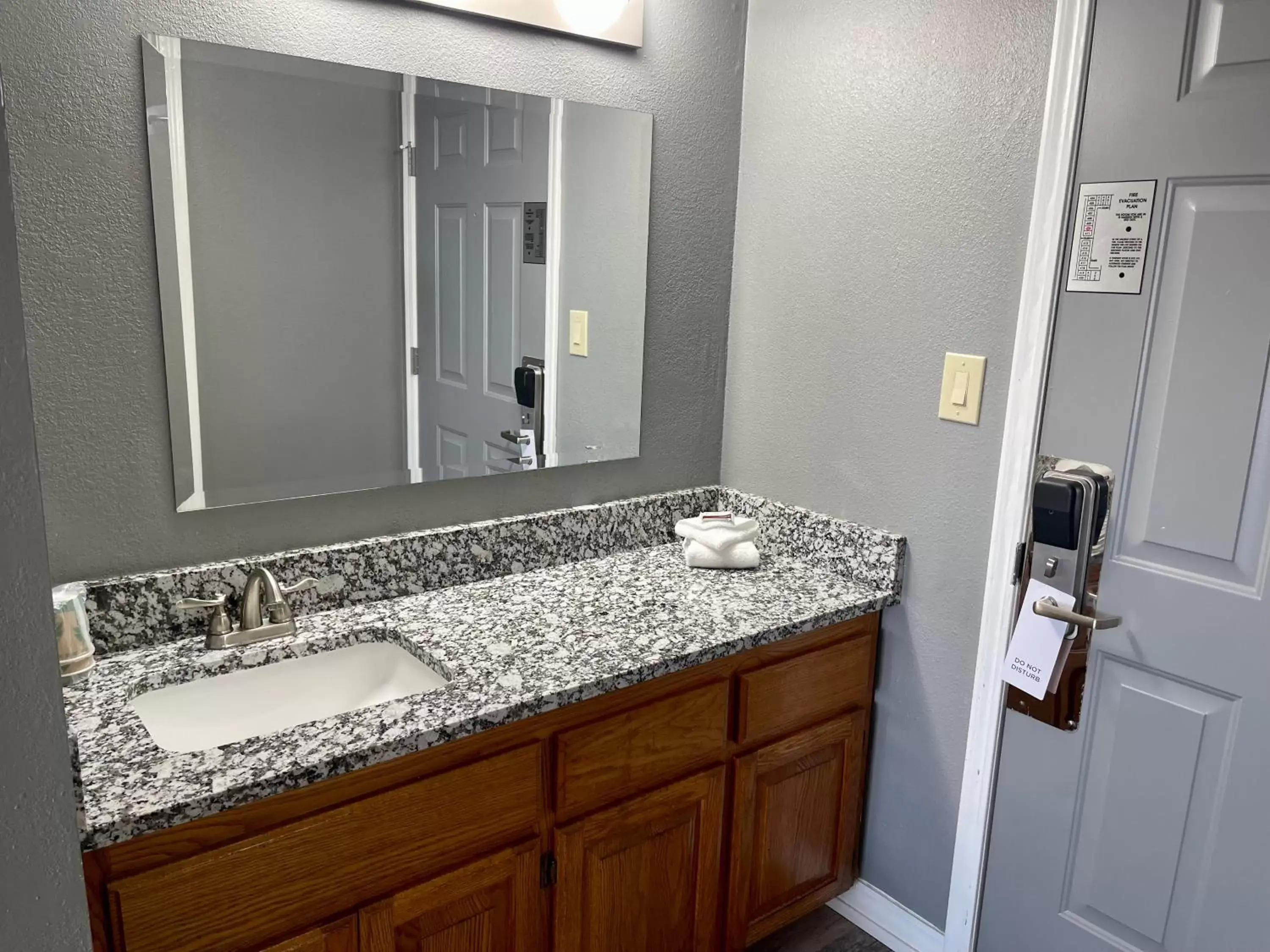 Bathroom in Lake Norfork Resort Bathroom in Lake Norfork Resort