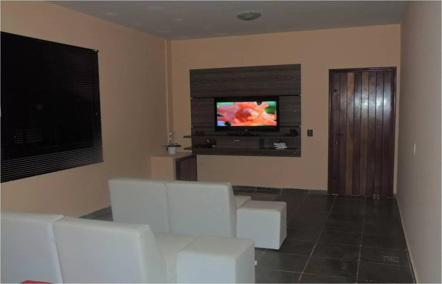 Communal lounge/ TV room in Pousada R.N.C. Nosso Paraíso