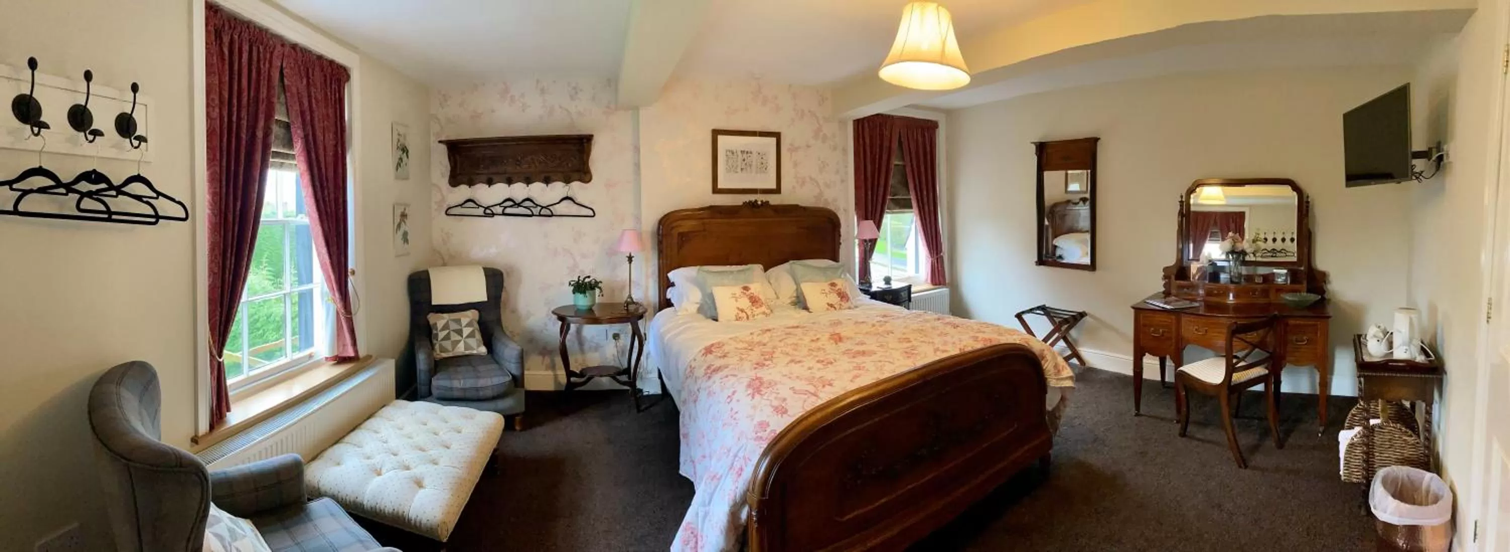 Bedroom in Eagle House - Award Winning B&B and Apartment