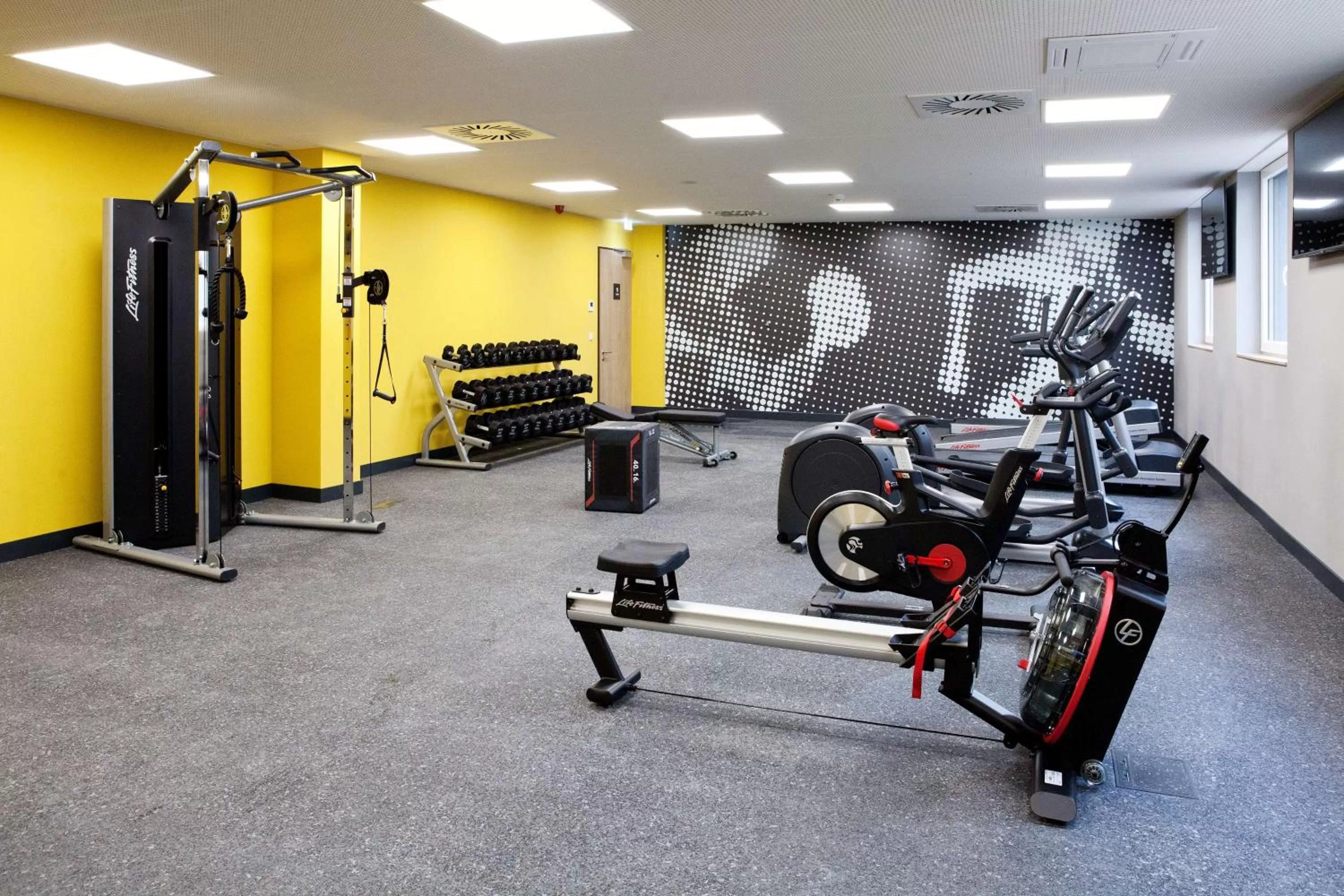 Fitness centre/facilities in Hampton by Hilton Munich Airport South