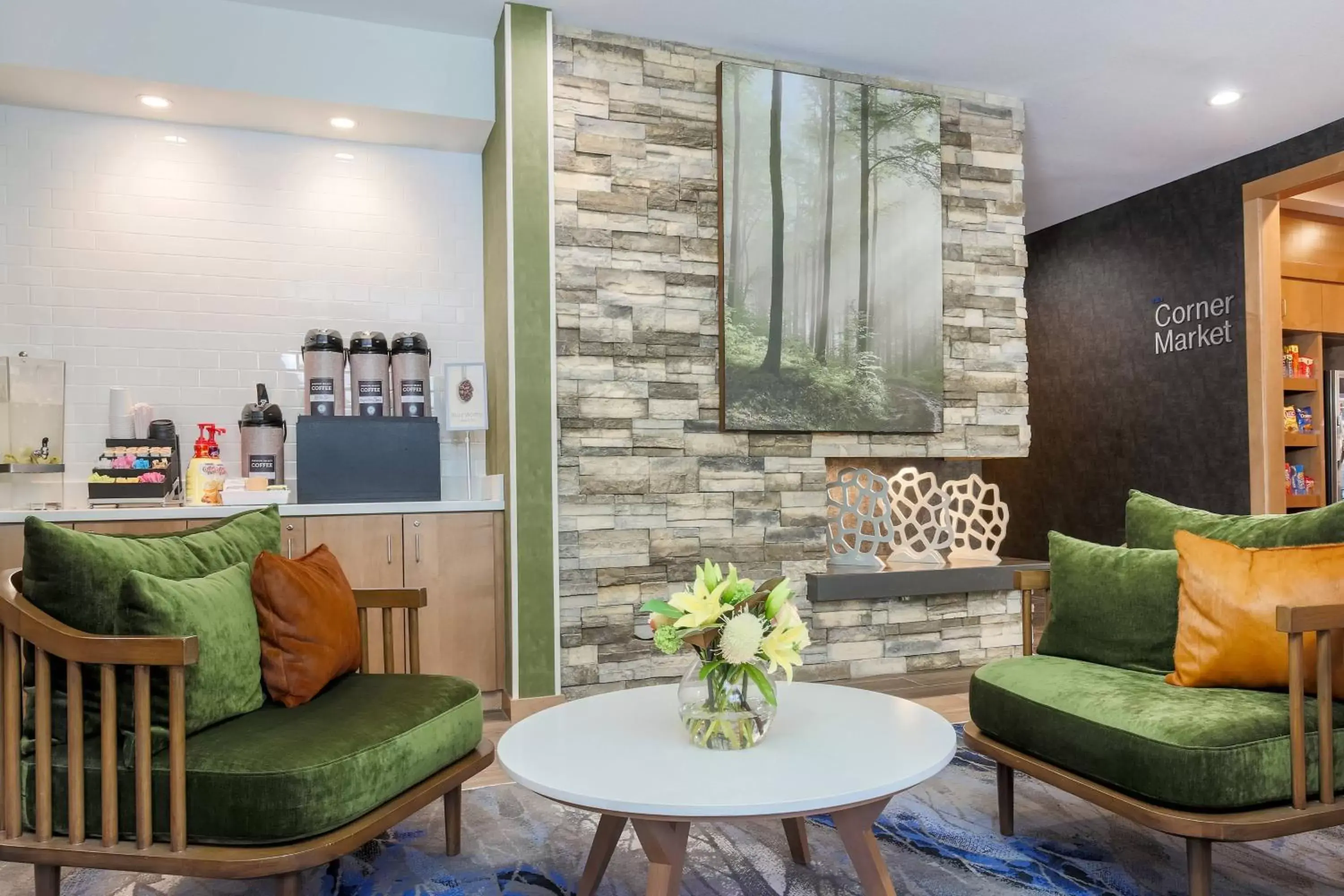 Lobby or reception, Seating Area in Fairfield Inn & Suites Houston Humble