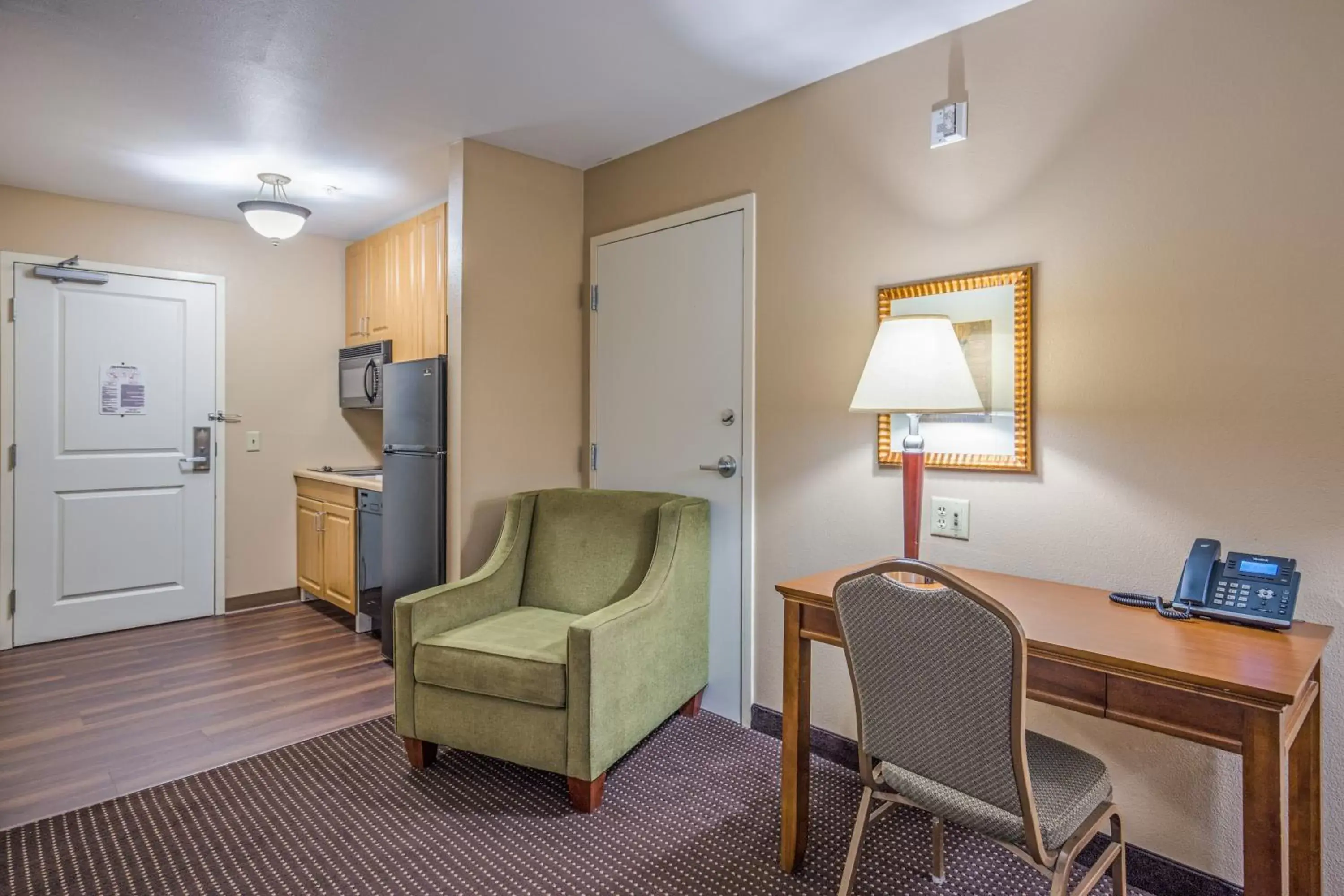 Seating Area in MainStay Suites Port Saint Joe