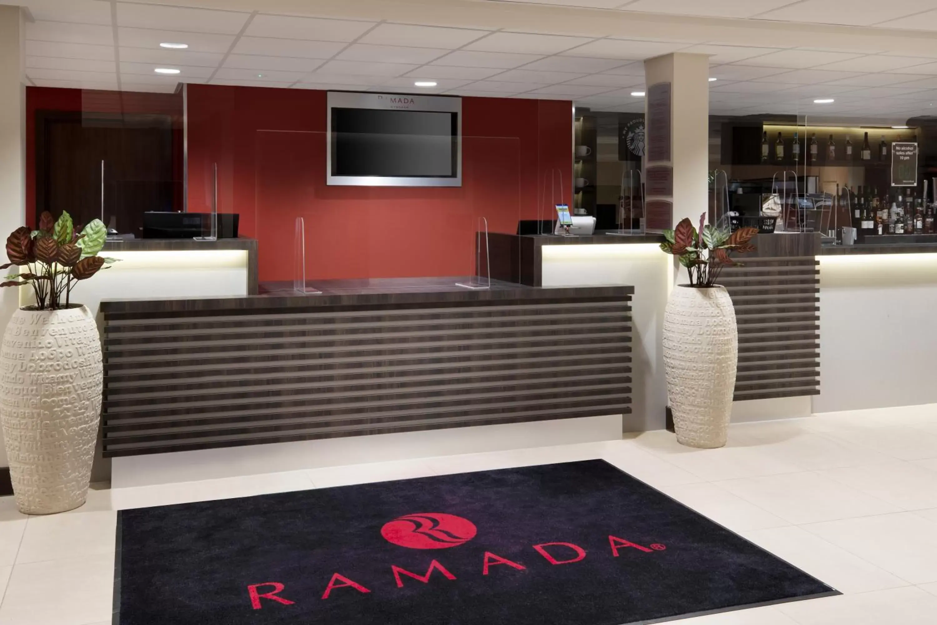 Lobby or reception in Ramada by Wyndham Leeds East Lobby or reception in Ramada by Wyndham Leeds East