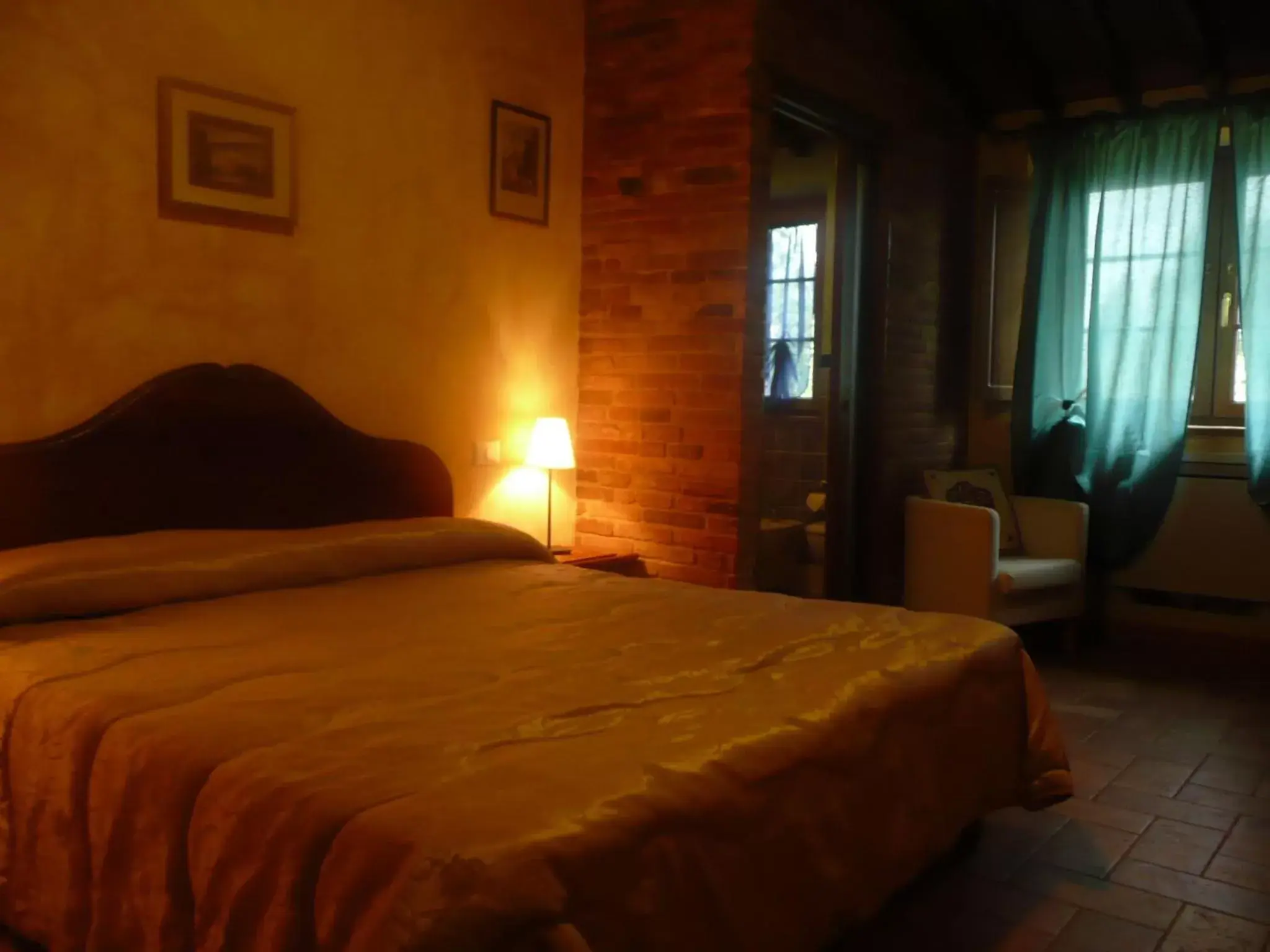 Photo of the whole room, Bed in B&B Le Caselle "Il Baraccotto"