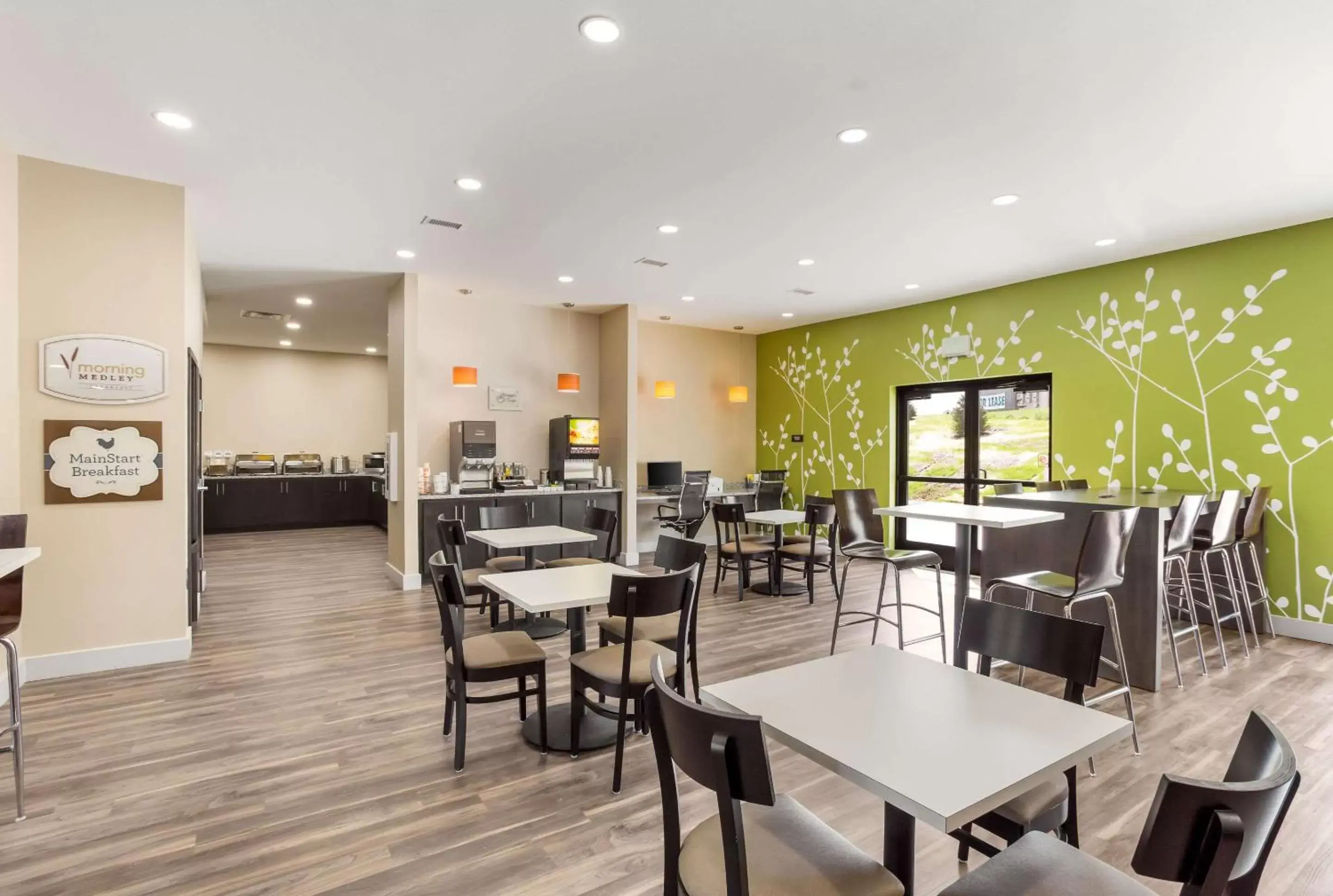 Restaurant/places to eat in MainStay Suites Logan Ohio-Hocking Hills Restaurant/places to eat in MainStay Suites Logan Ohio-Hocking Hills