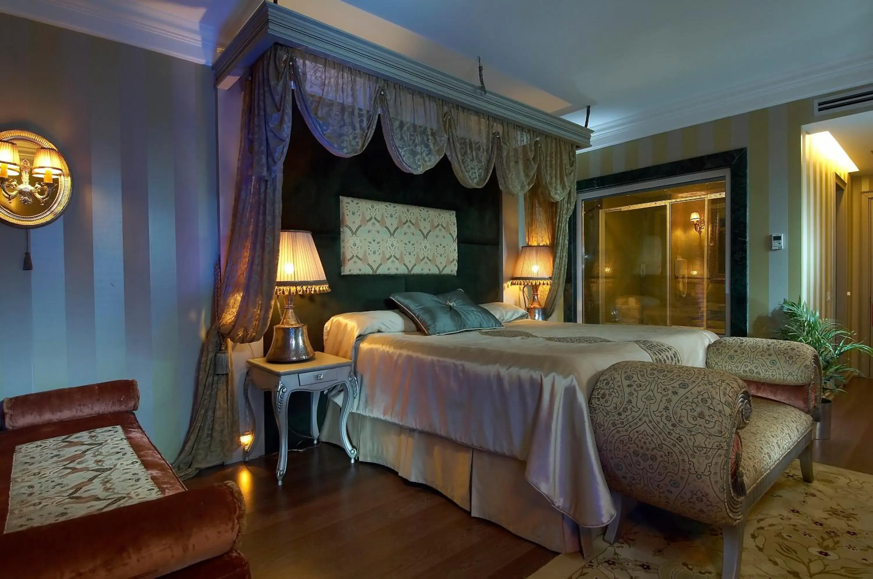 Photo of the whole room in Gonluferah Thermal Hotel Photo of the whole room in Gonluferah Thermal Hotel