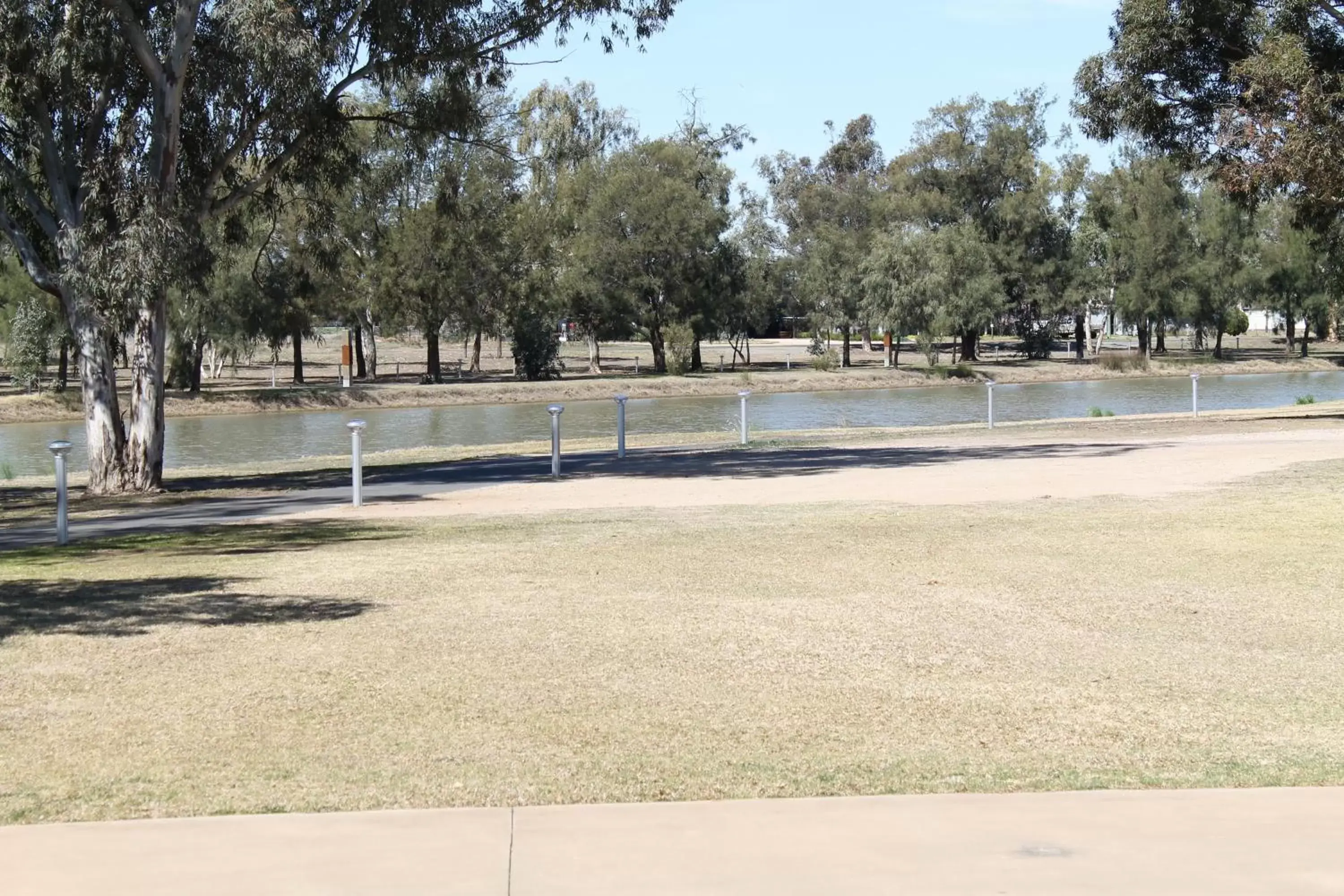 Activities, Swimming Pool in Forbes Victoria Inn