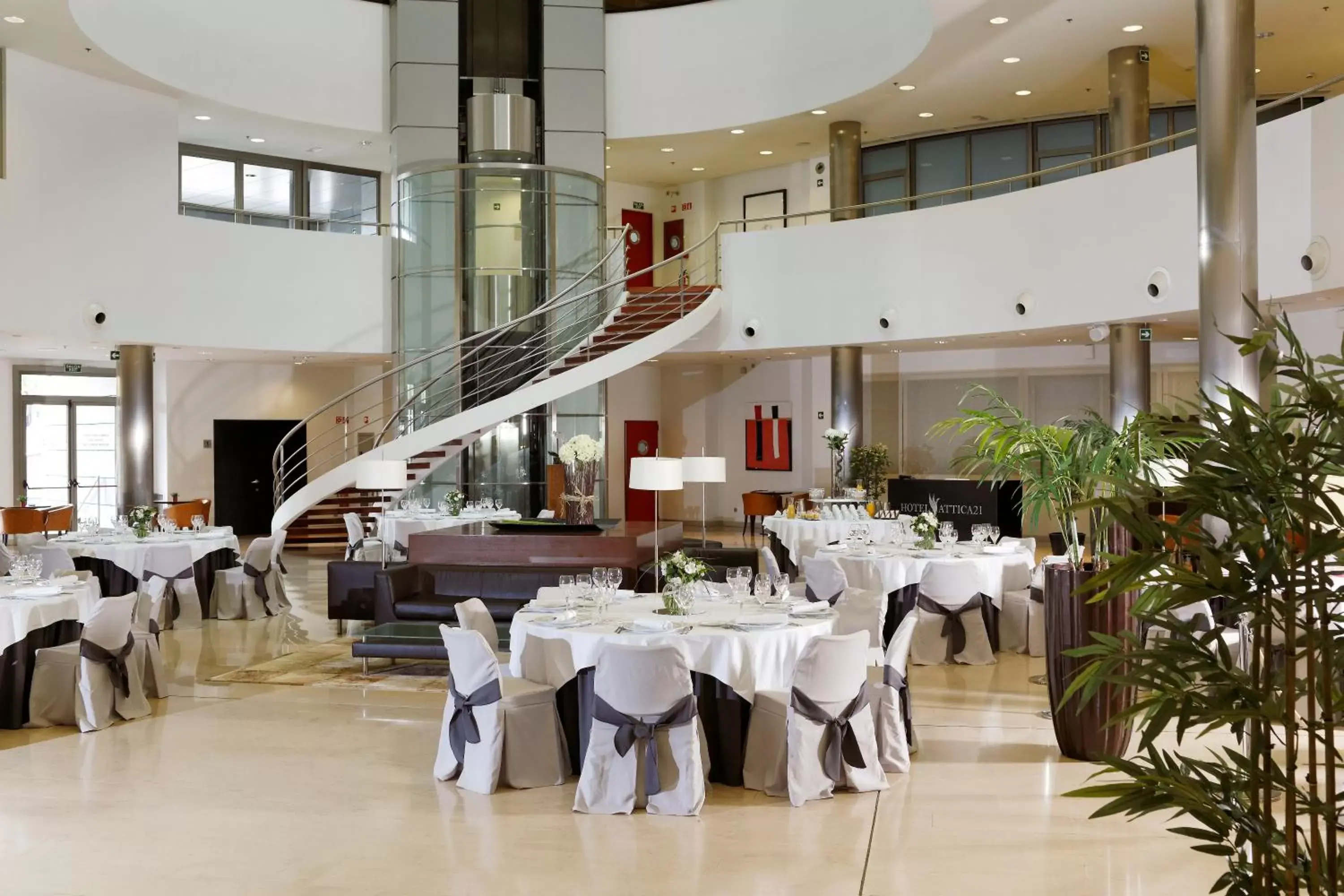 Banquet/Function facilities, Restaurant/Places to Eat in Attica21 Coruña