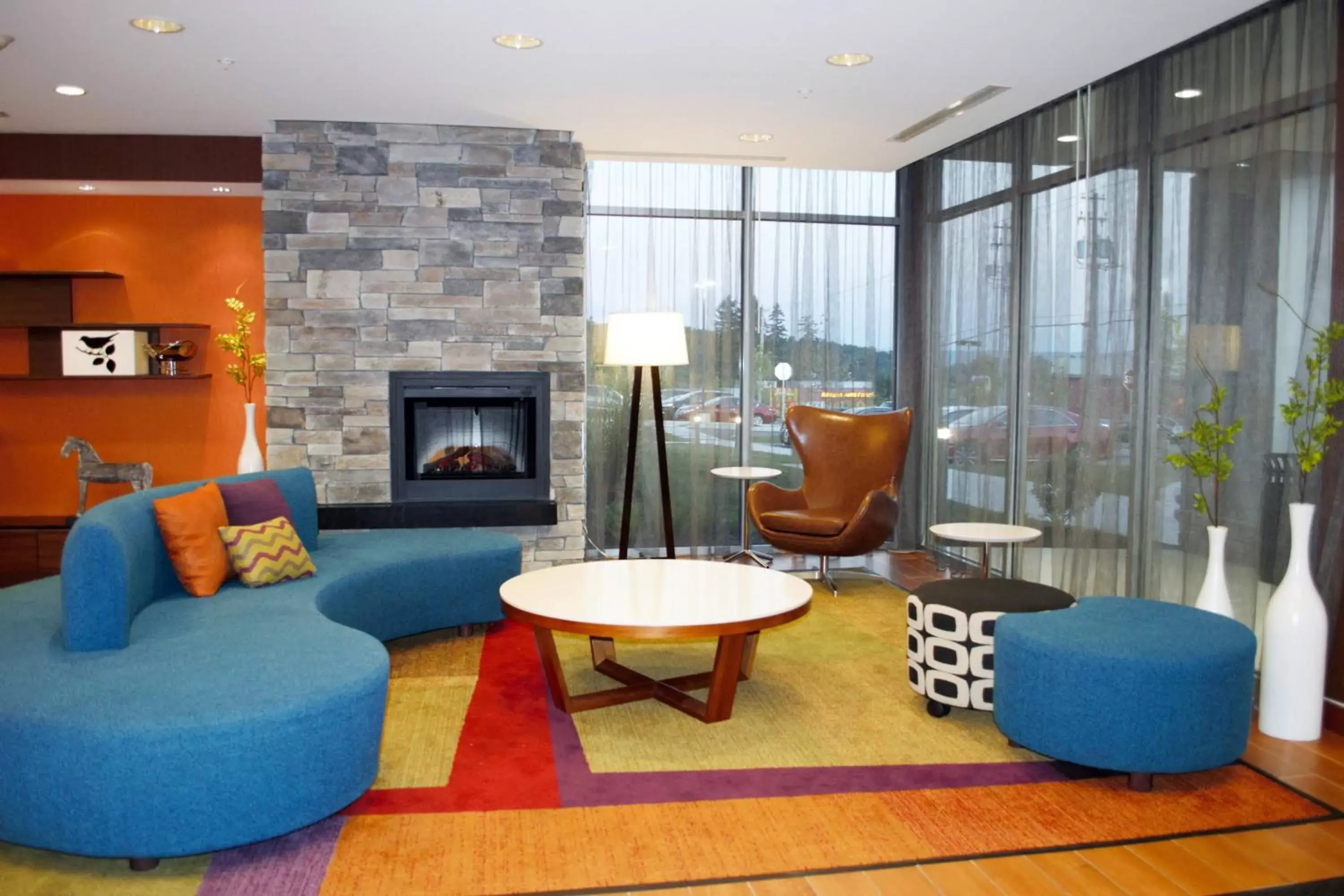 Lobby or reception, Seating Area in Fairfield Inn & Suites by Marriott Stroudsburg Bartonsville/Poconos