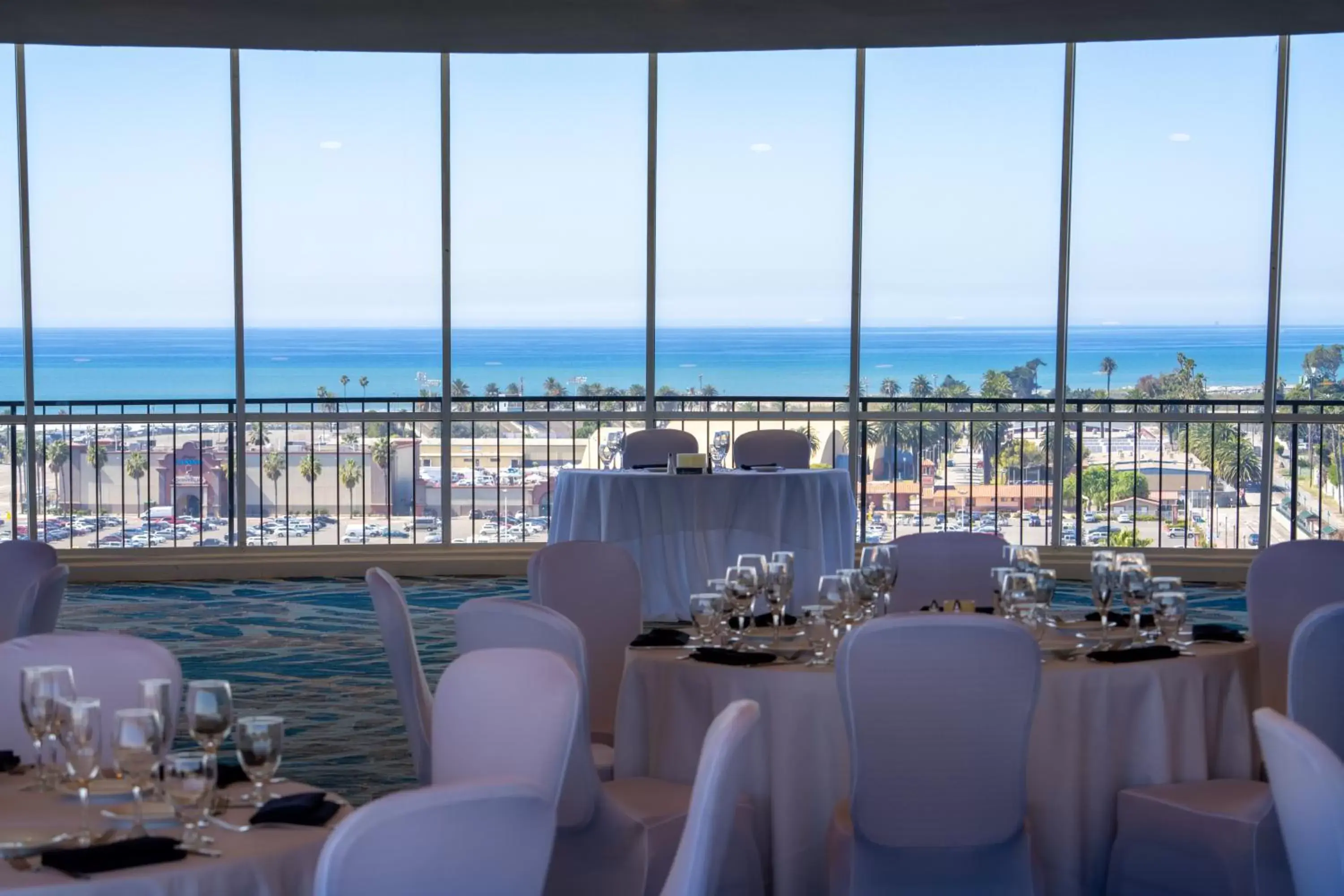 Meeting/conference room, Banquet Facilities in Crowne Plaza Hotel Ventura Beach, an IHG Hotel