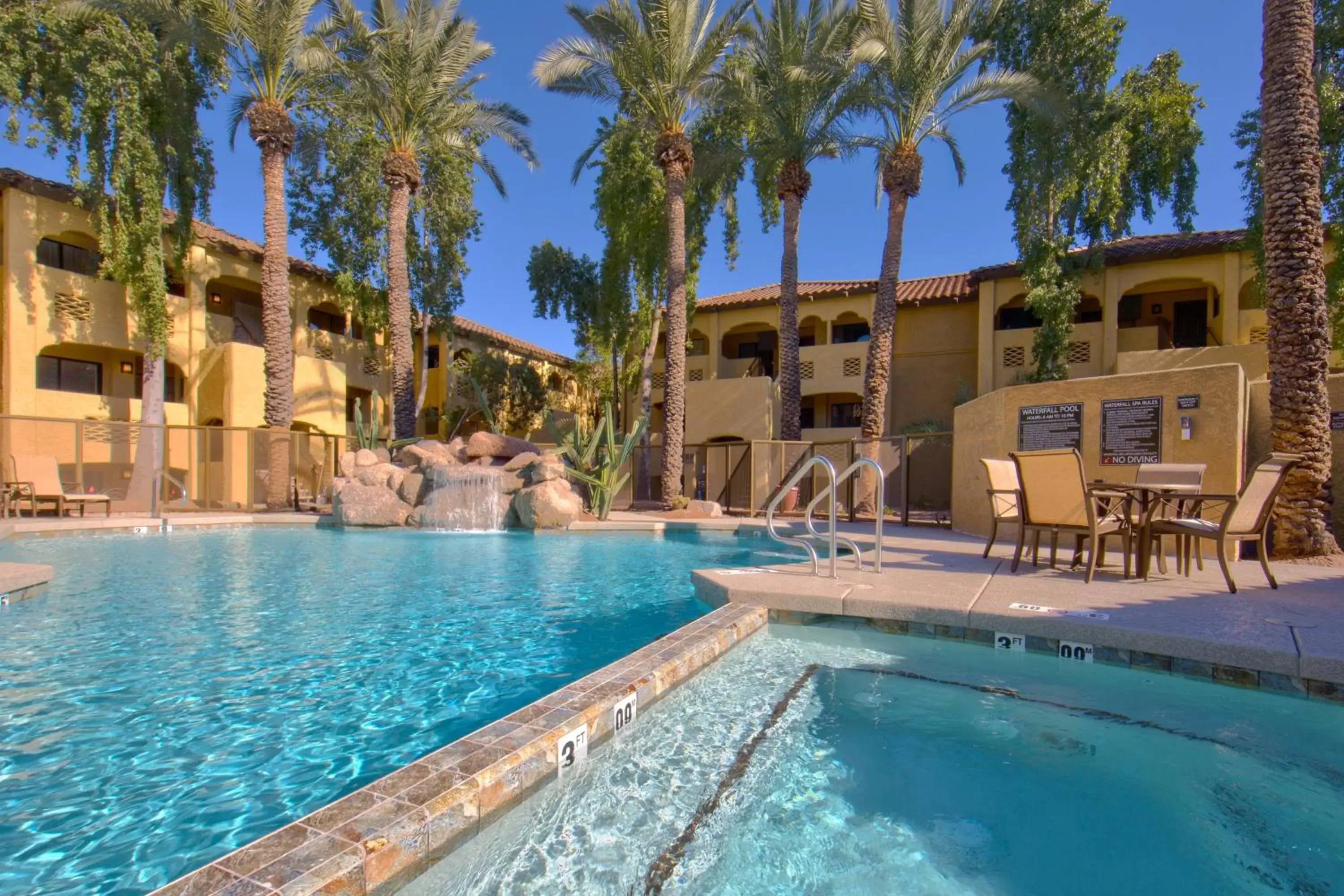 Swimming Pool in Holiday Inn Club Vacations Scottsdale Resort, an IHG Hotel