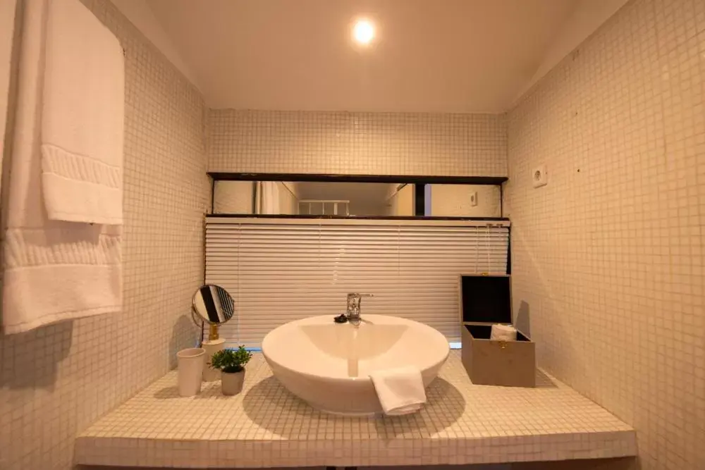 Bathroom in Quinta da Malaposta - Boutique Hotel & Eventos