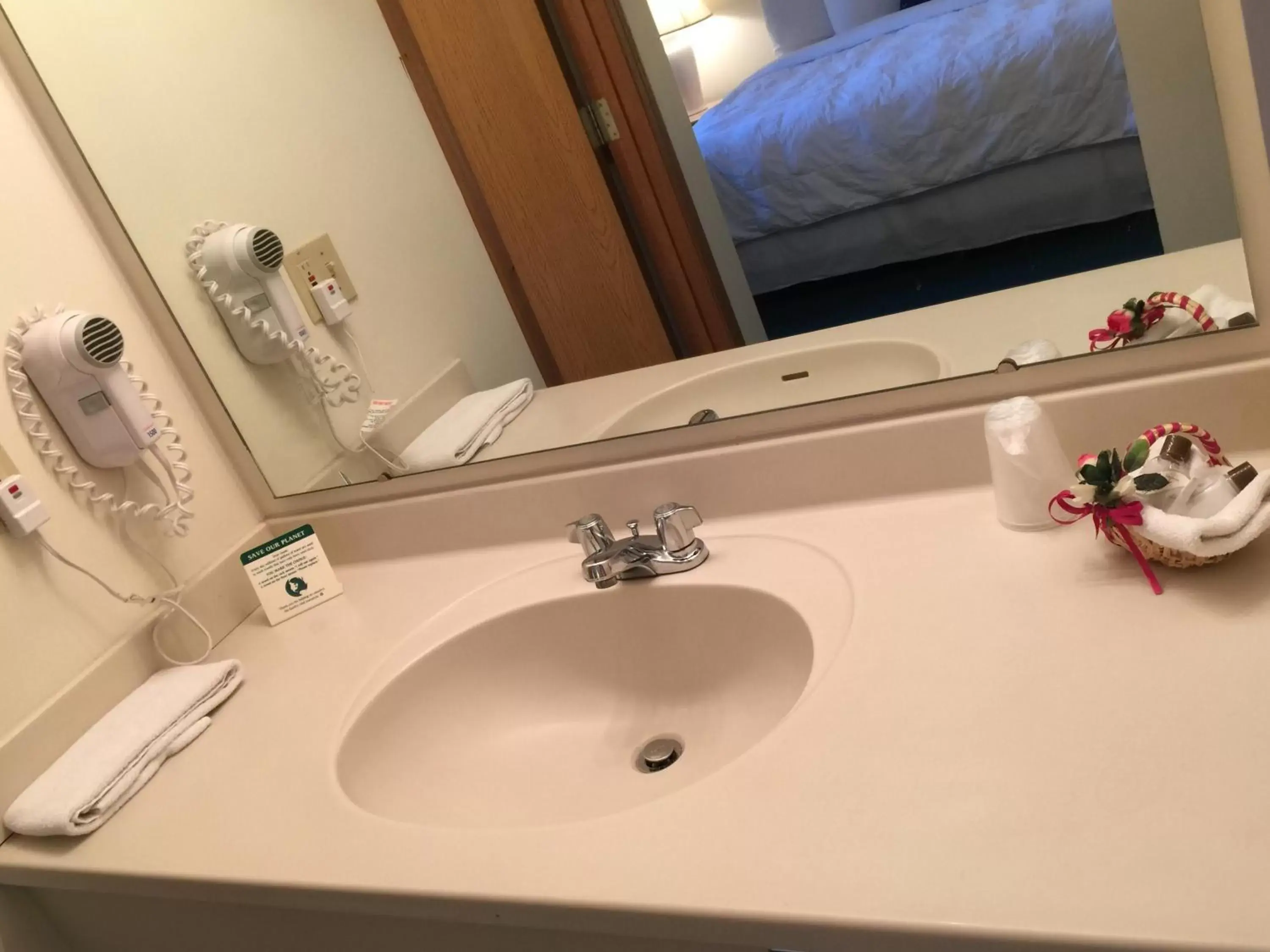 Bathroom in Americas Best Value Inn & Suites - Bluffton