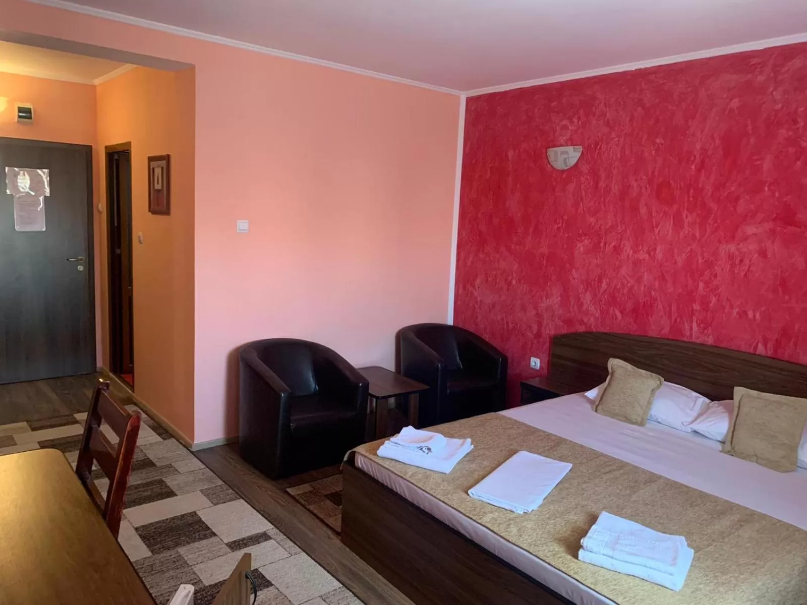 Photo of the whole room, Bed in Hotel Eden