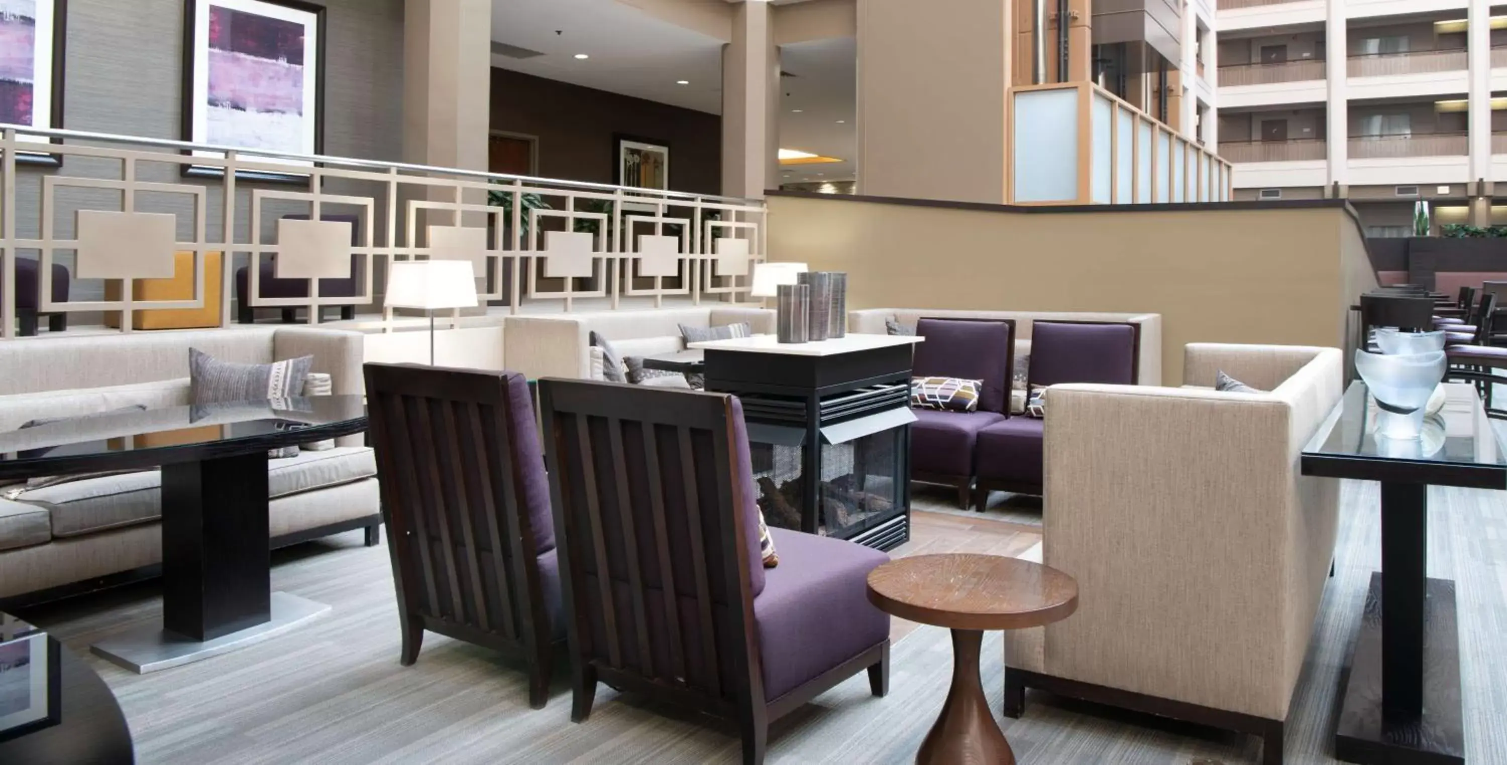 Restaurant/places to eat in Embassy Suites by Hilton Chicago North Shore Deerfield Restaurant/places to eat in Embassy Suites by Hilton Chicago North Shore Deerfield