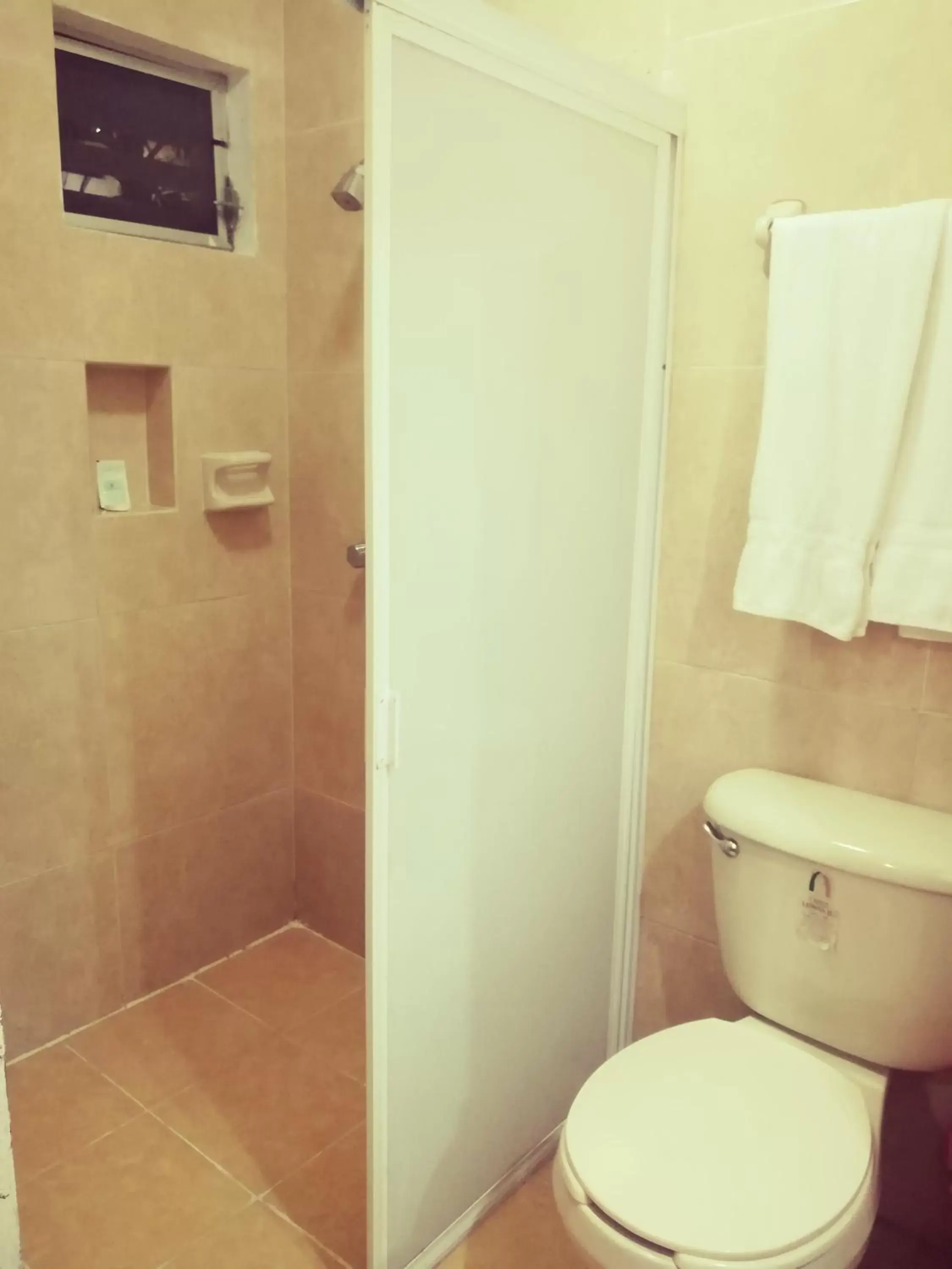 Bathroom in Hotel El Marques