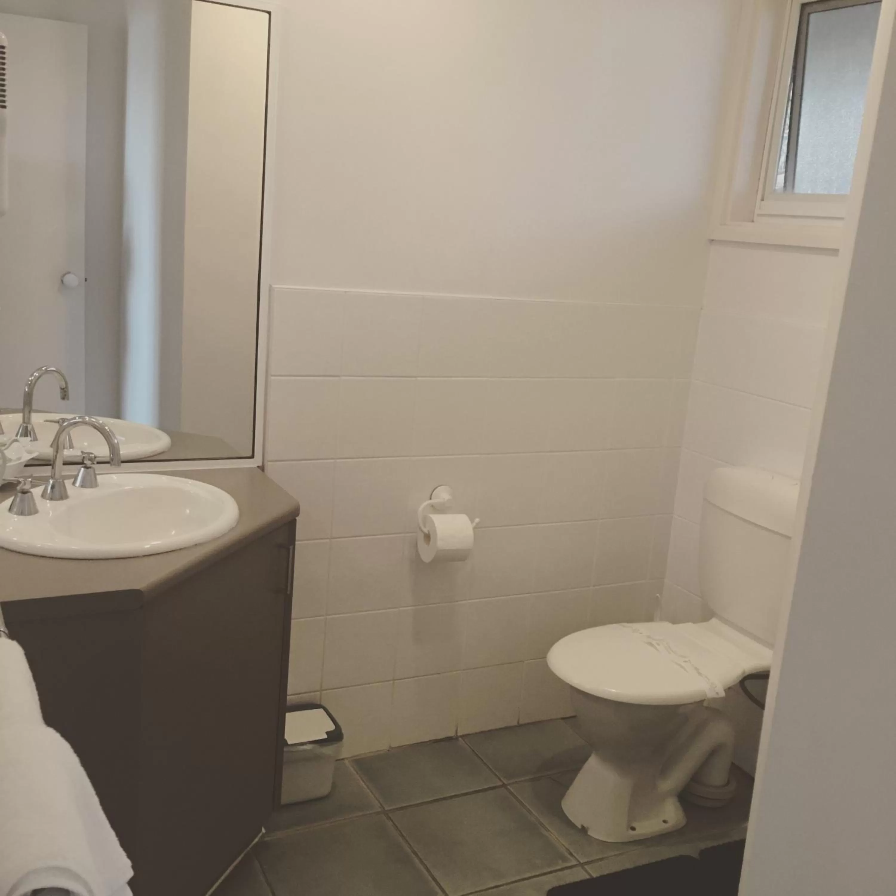 A Great Ocean View Motel